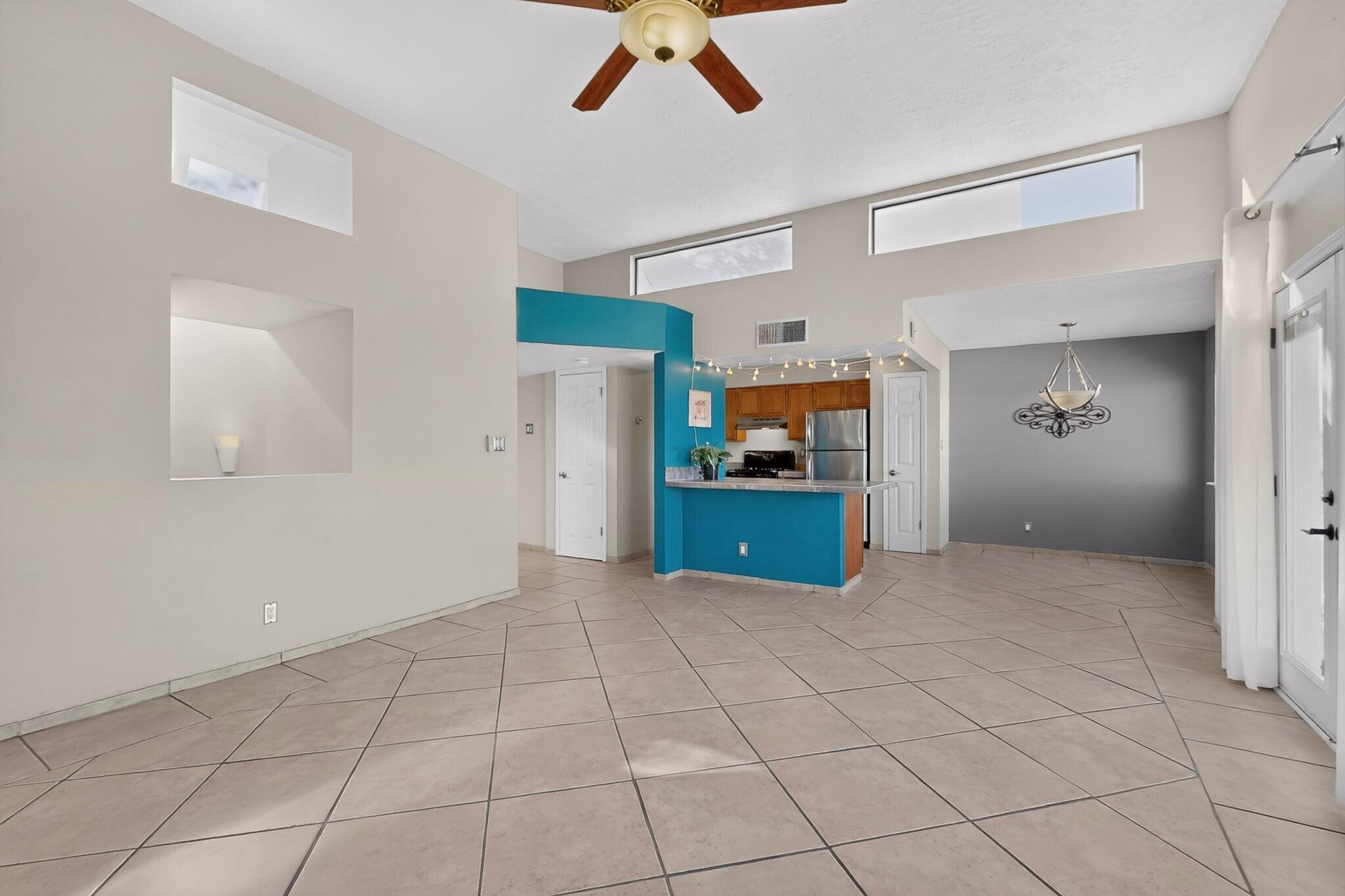 Photo 17 — 517 Pinon Creek Road SE