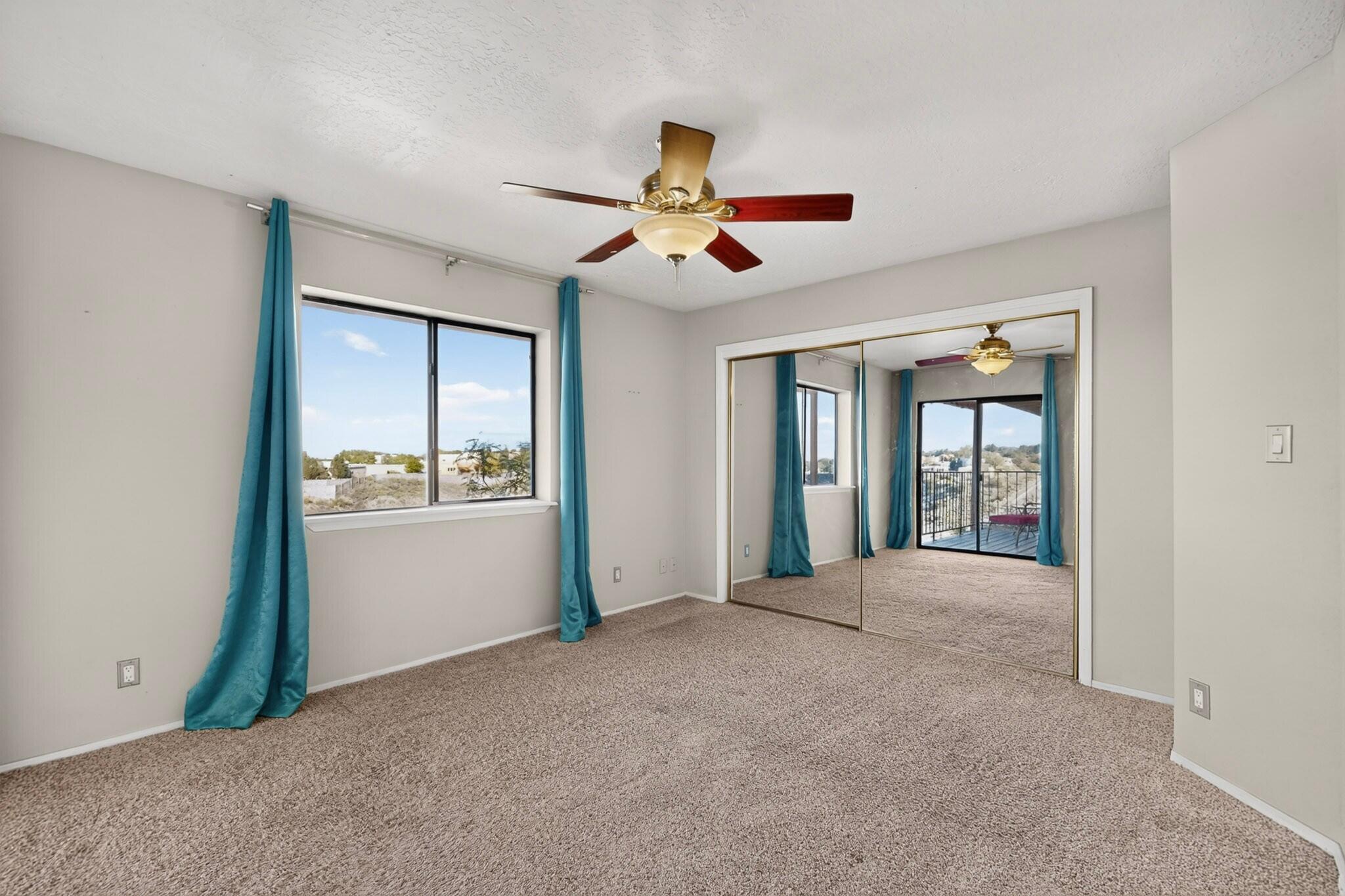 Photo 9 — 517 Pinon Creek Road SE