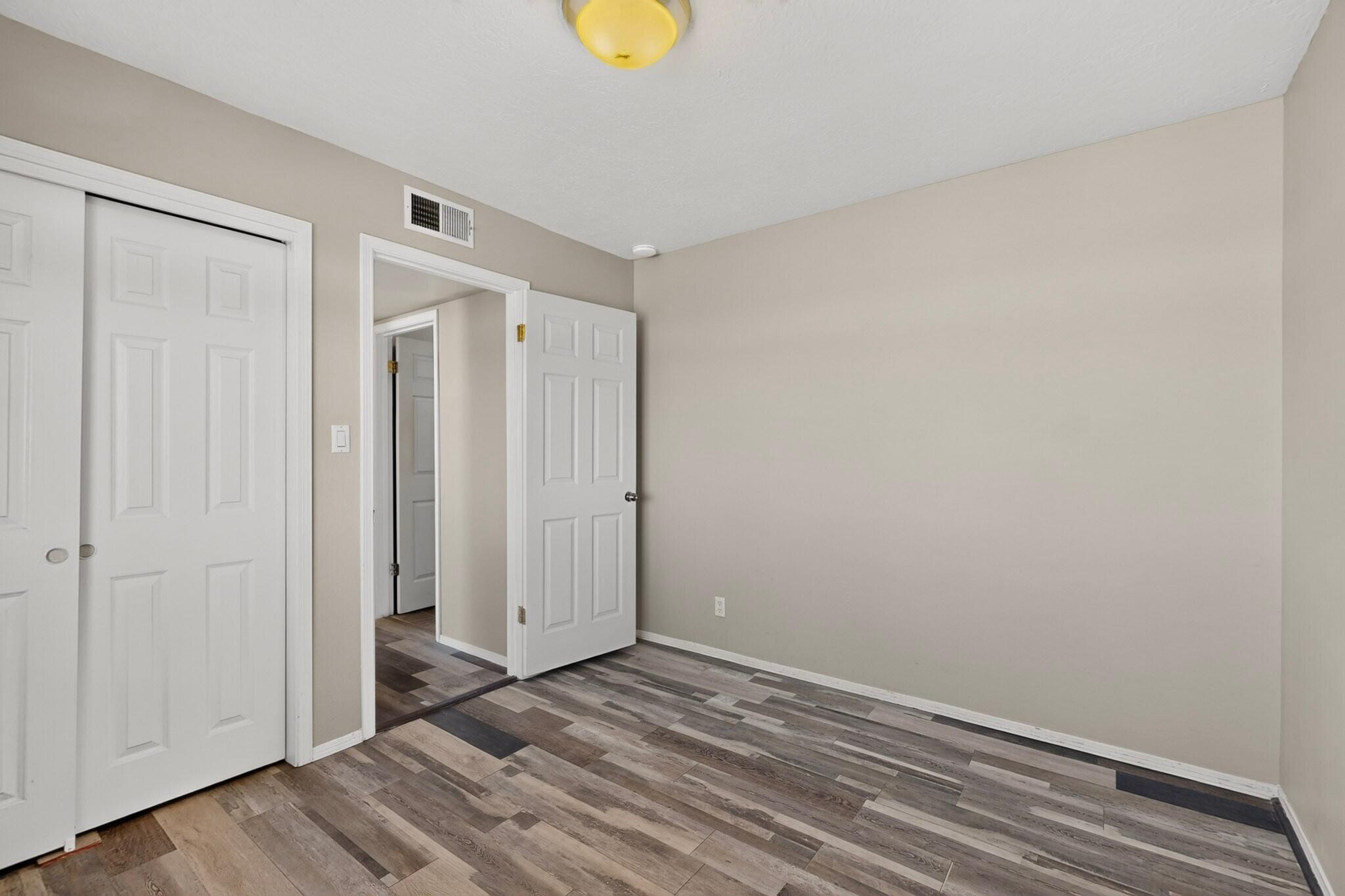 Photo 3 — 517 Pinon Creek Road SE