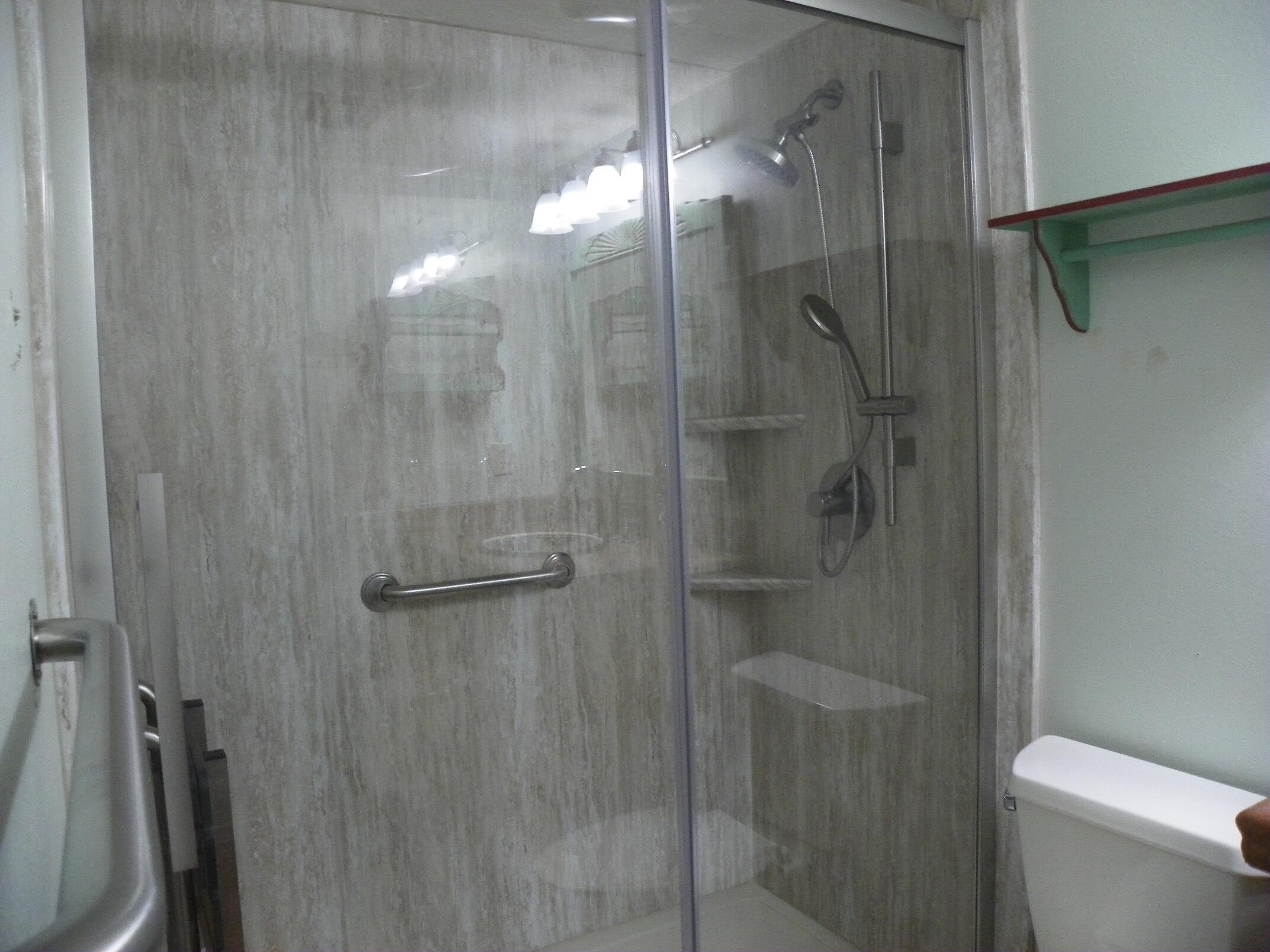 Photo 8 — 1344 Grande Boulevard SE APT H