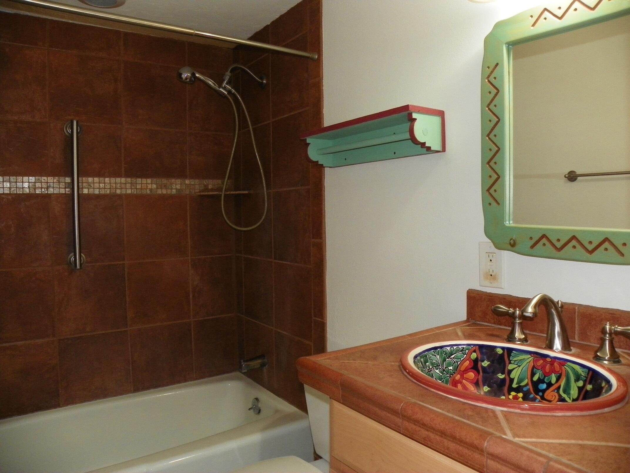 Photo 4 — 1344 Grande Boulevard SE APT H