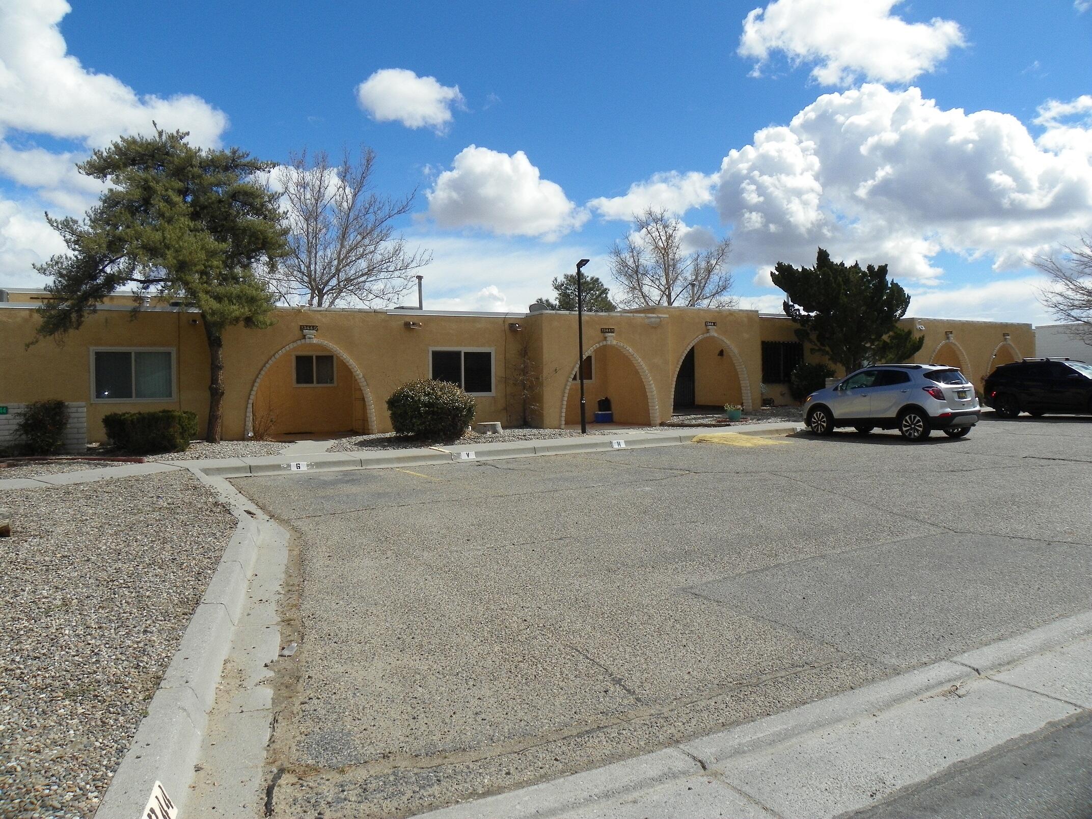 Photo 3 — 1344 Grande Boulevard SE APT H