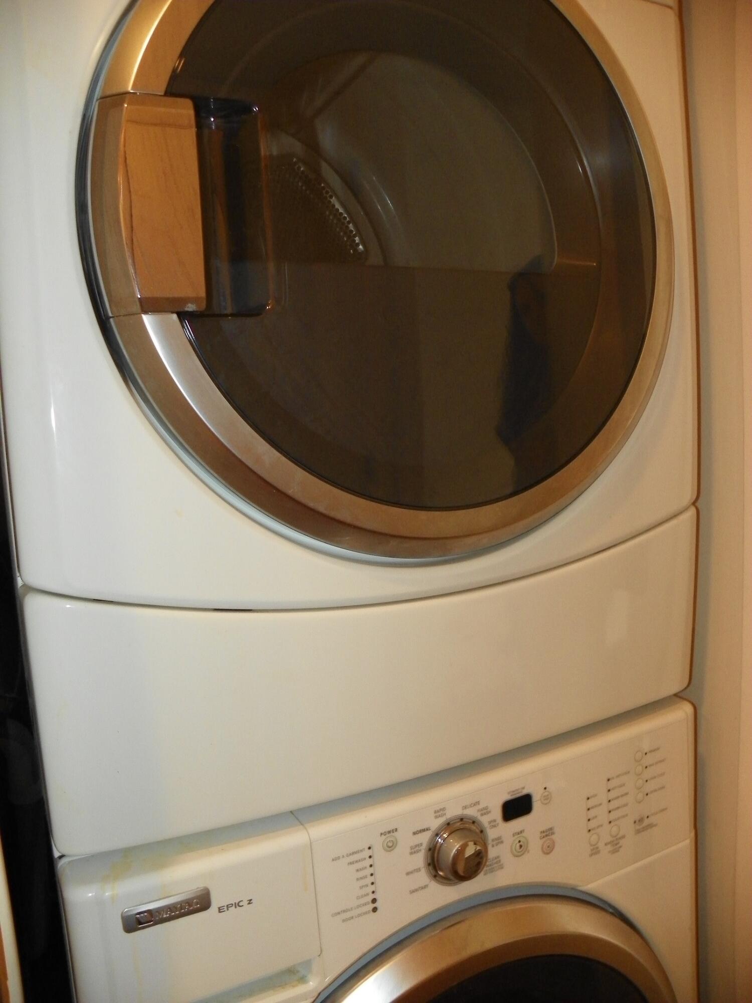 Photo 10 — 1344 Grande Boulevard SE APT H