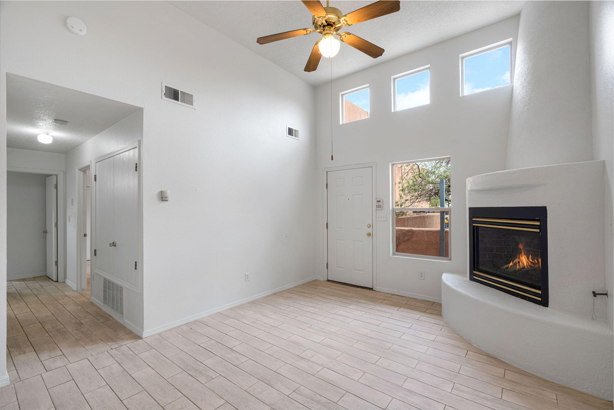 Photo 12 — 1720 Violetas Road NW