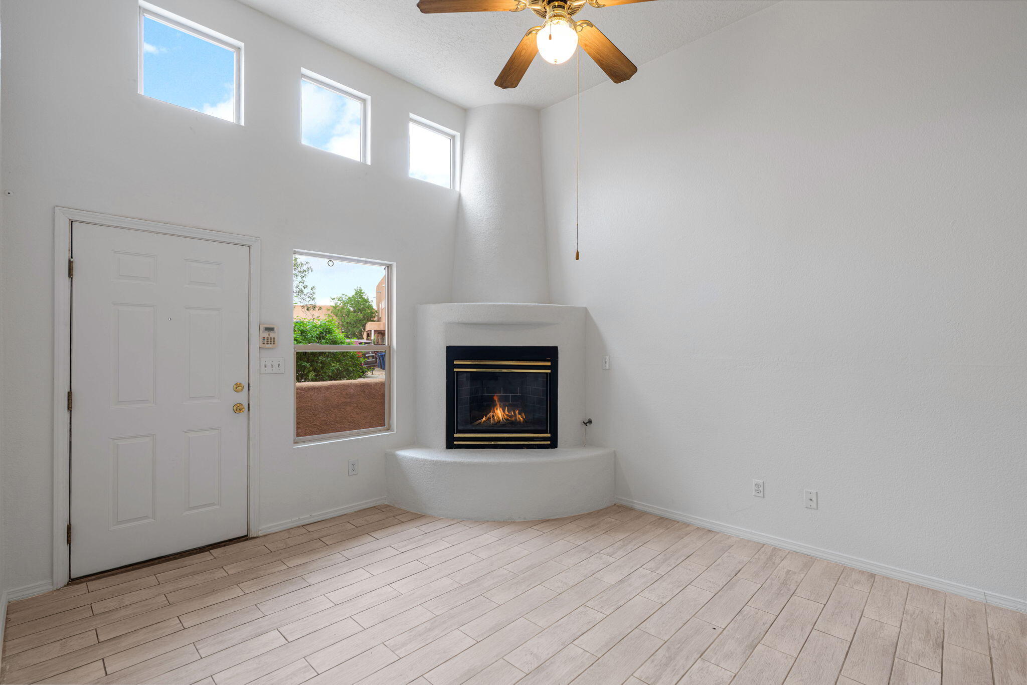 Photo 13 — 1720 Violetas Road NW