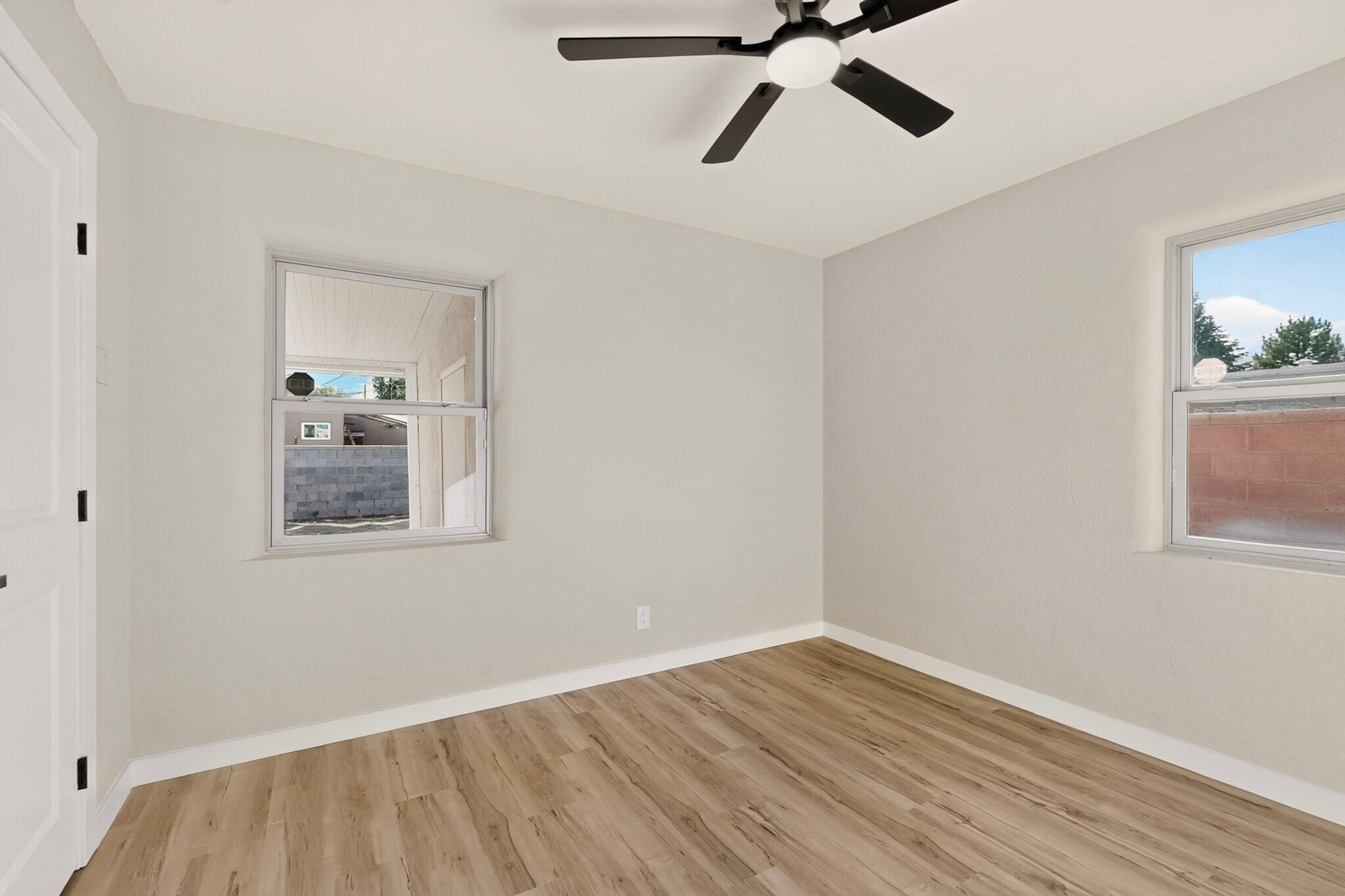 Photo 13 — 4204 Courtney Avenue NE
