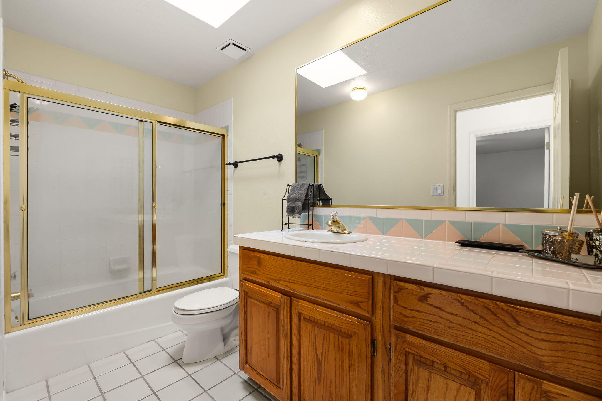 Photo 17 — 13932 Villa Sandia Place NE