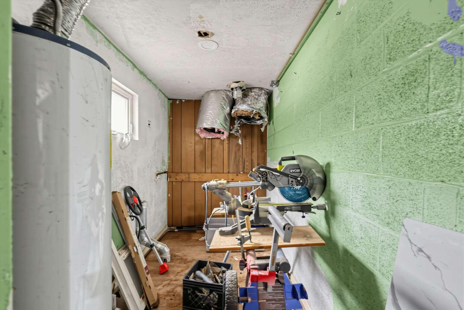 Photo 13 — 3832 Evansdale Road NW
