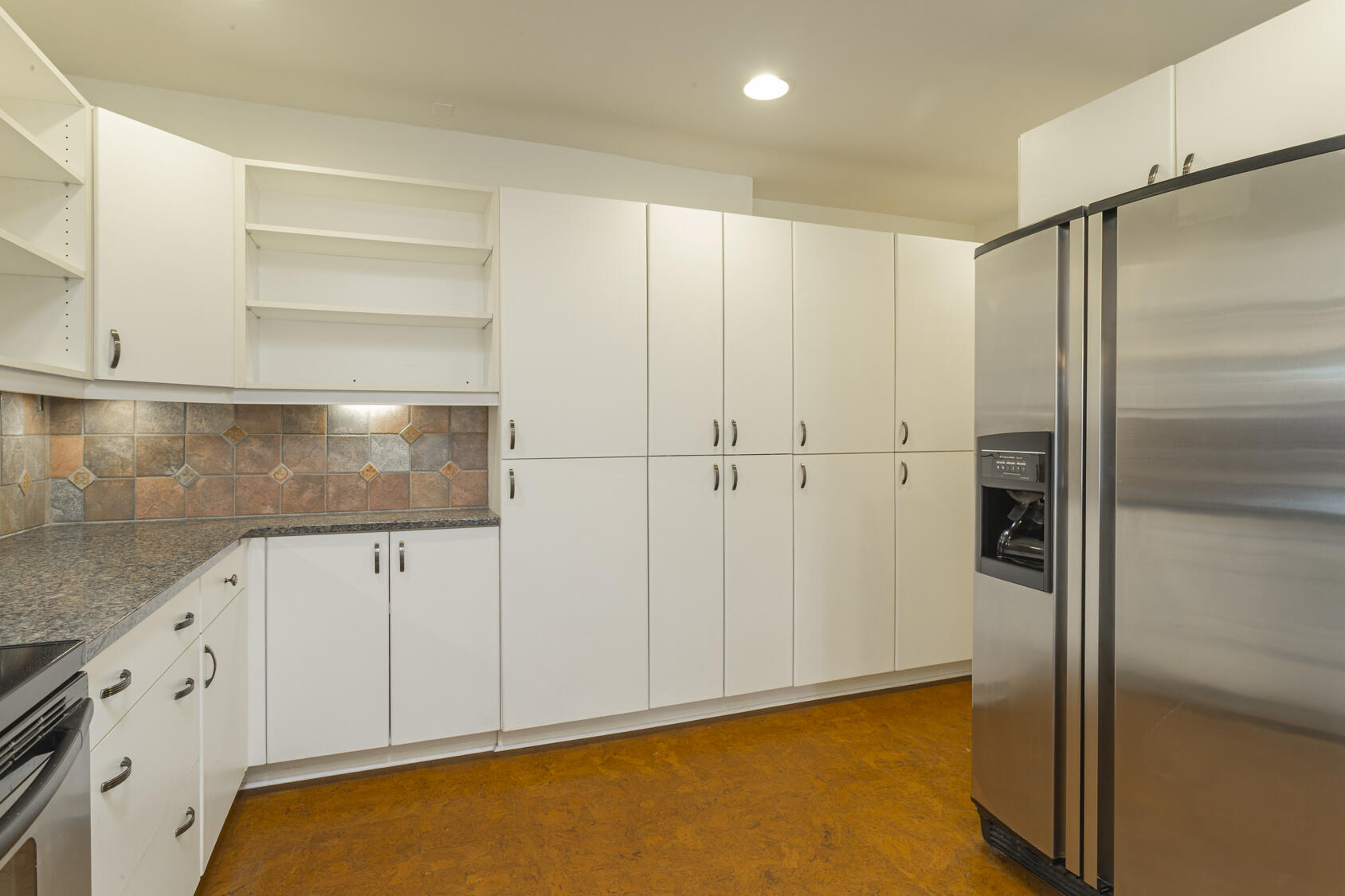 Photo 10 — 1621 Stanford Drive NE