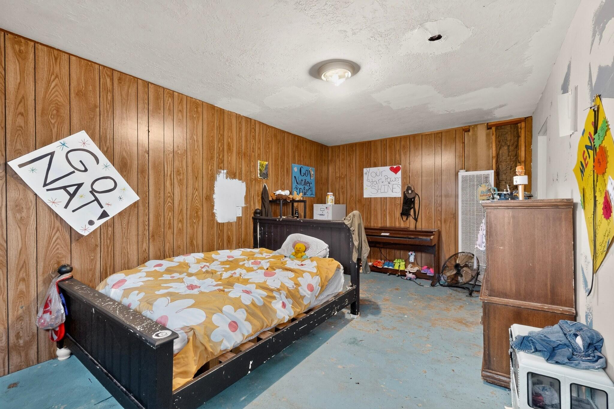 Photo 9 — 1330 Goff Boulevard SW