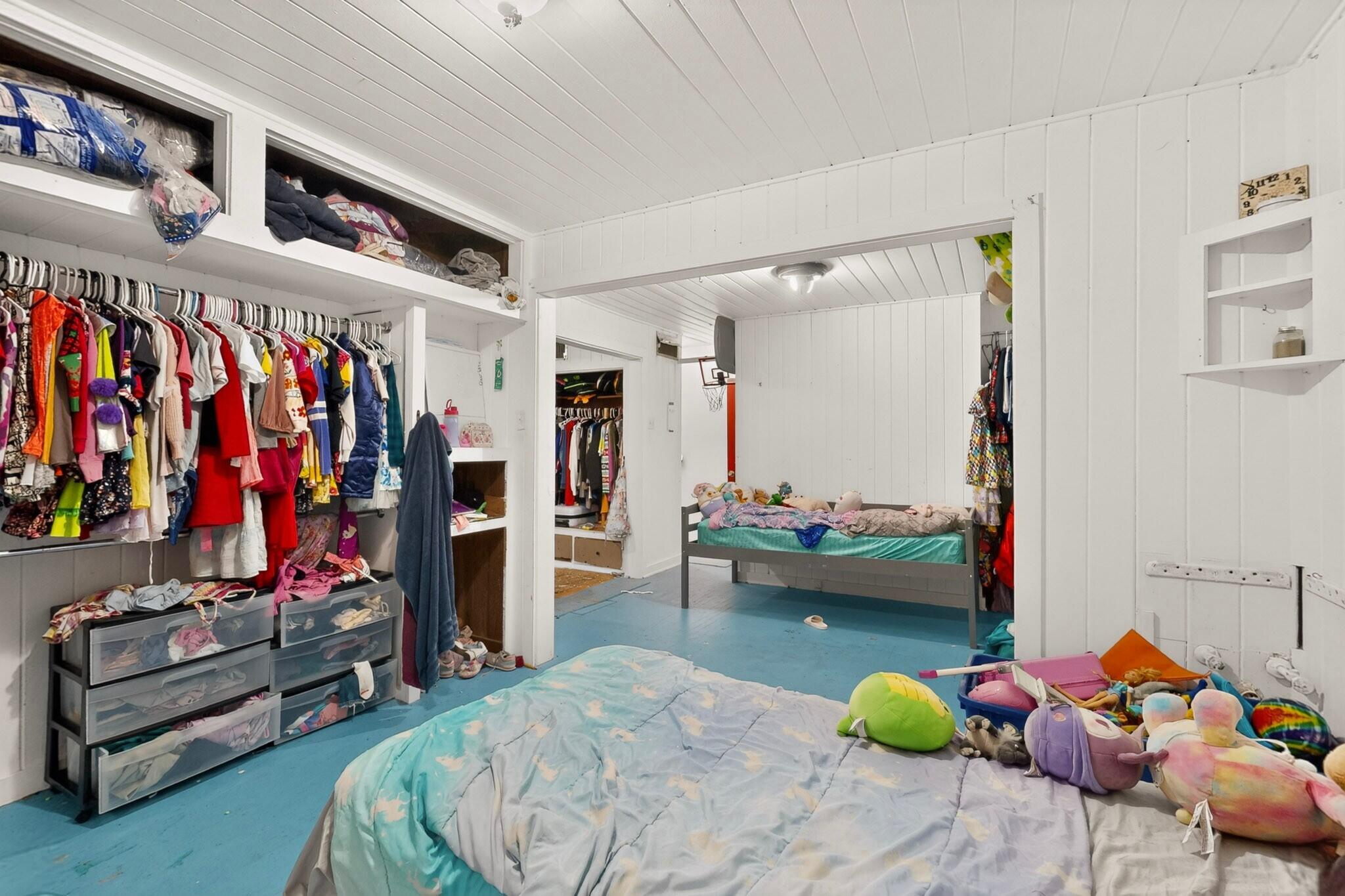 Photo 15 — 1330 Goff Boulevard SW