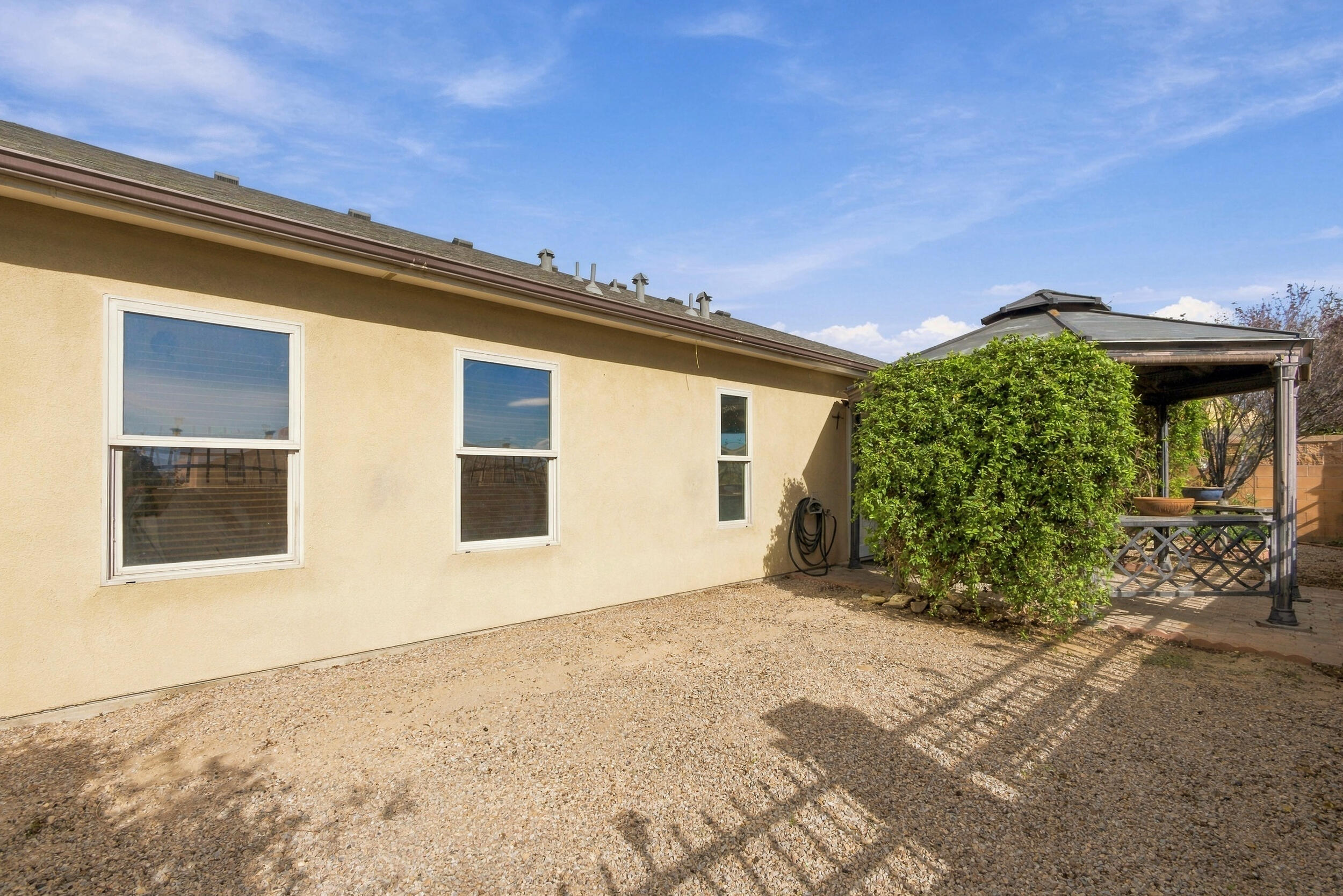Photo 3 — 1690 Camino Rustica SW