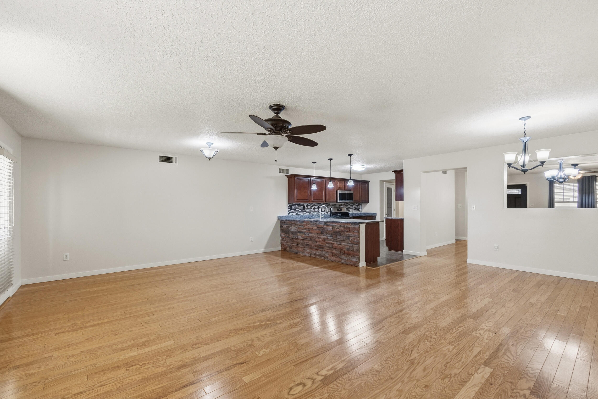 Photo 9 — 1690 Camino Rustica SW