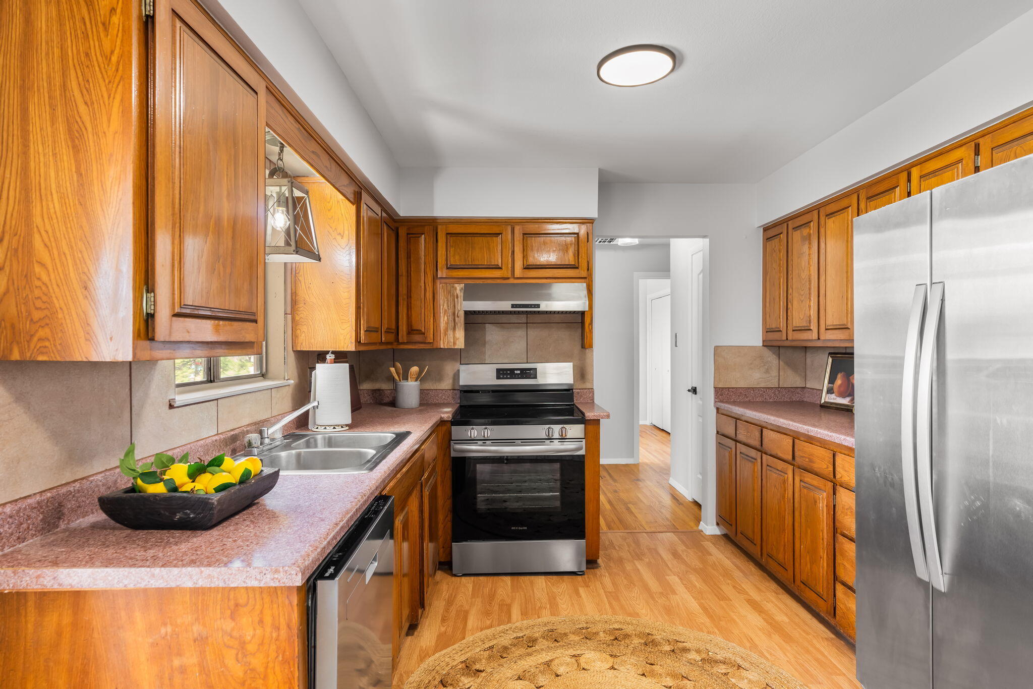 Photo 4 — 4321 Boone Street NE