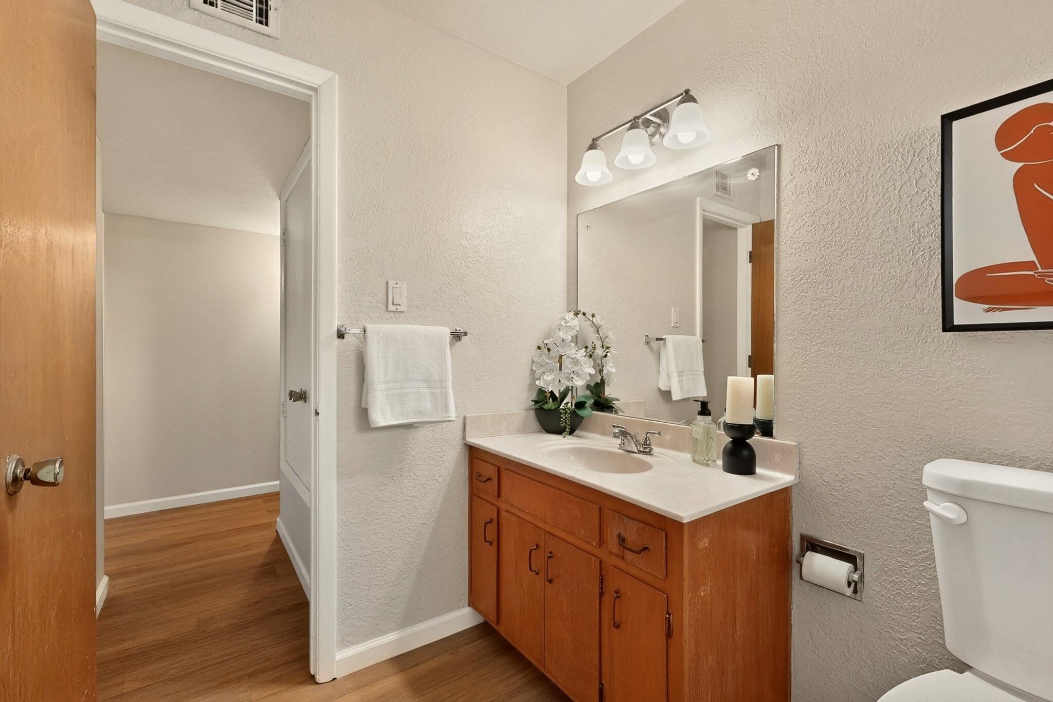 Photo 10 — 1508 San Lorenzo Place NW