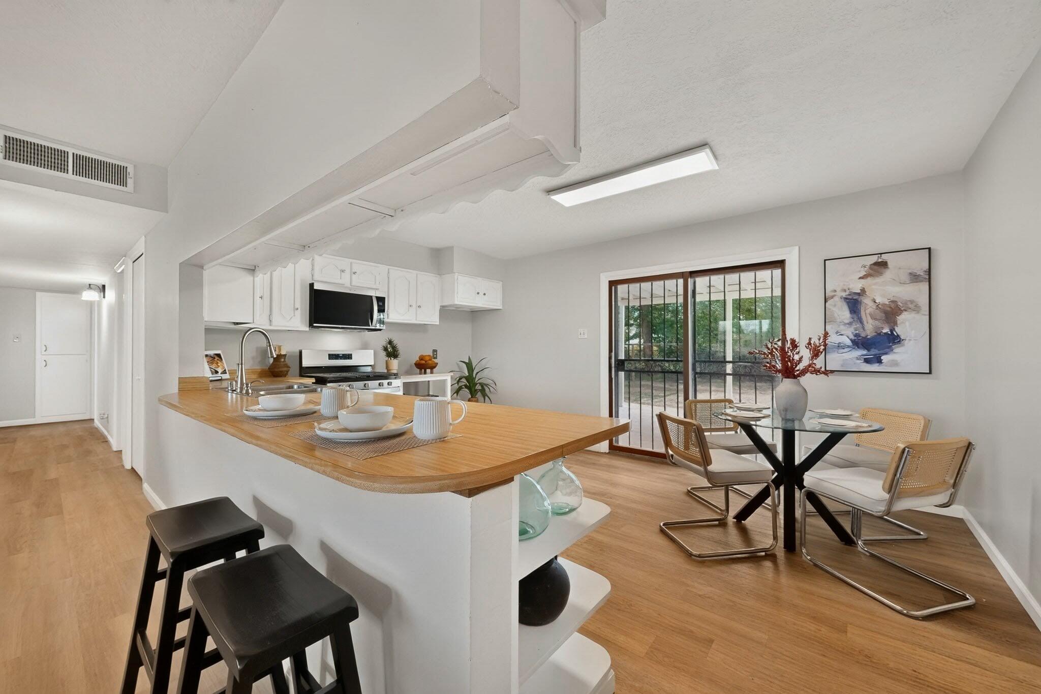 Photo 17 — 1508 San Lorenzo Place NW