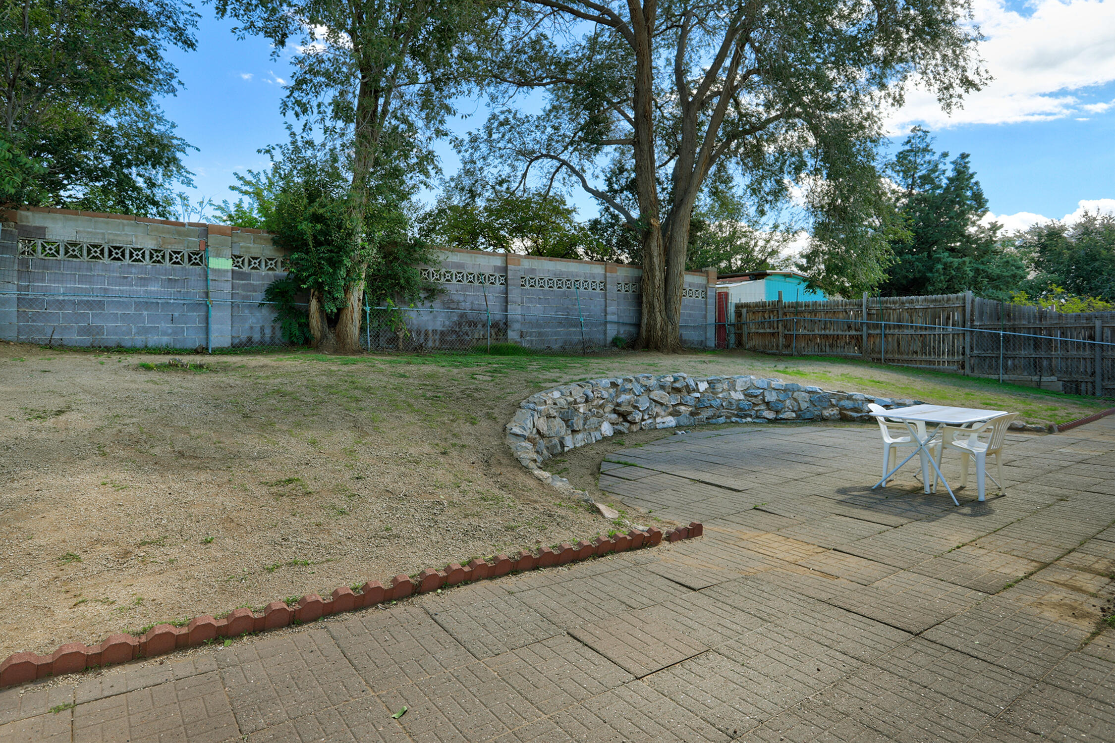 Photo 9 — 724 Monell Drive NE