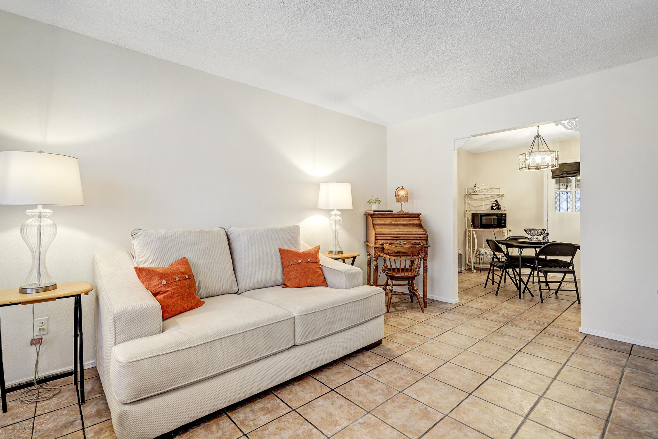 Photo 20 — 724 Monell Drive NE