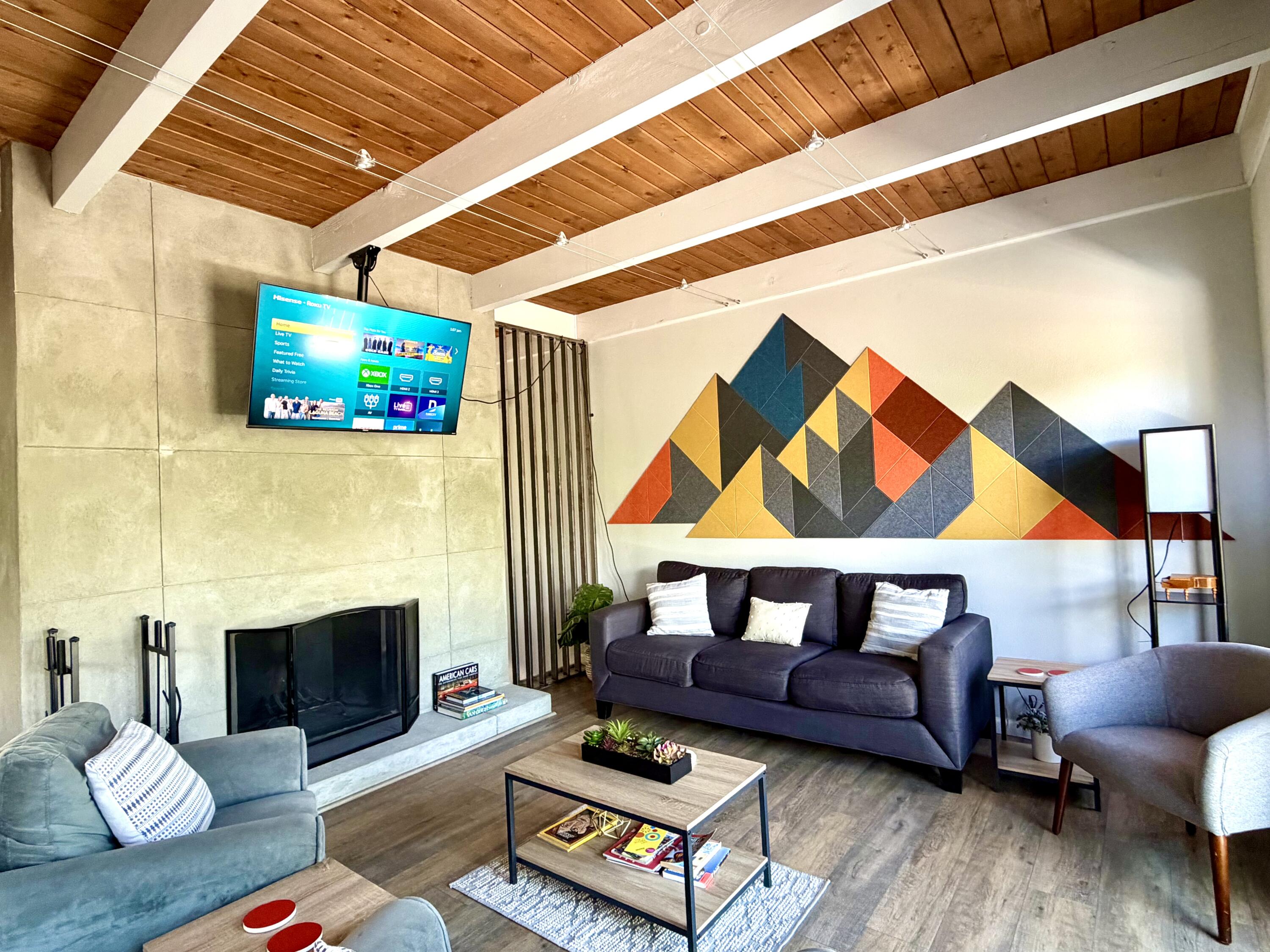 Photo 5 — 715 Branding Iron Drive SE