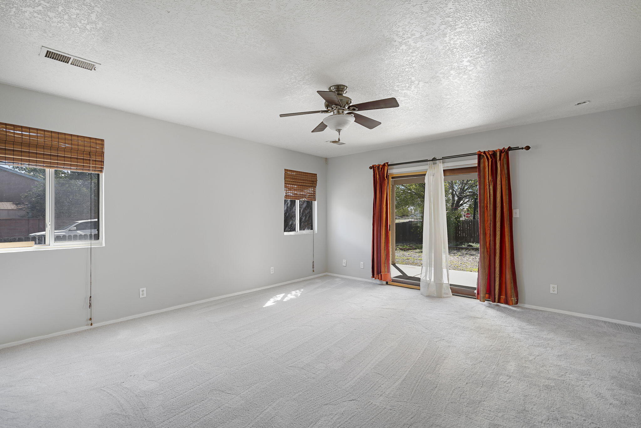 Photo 15 — 640 Santa Fe Meadows Drive NE