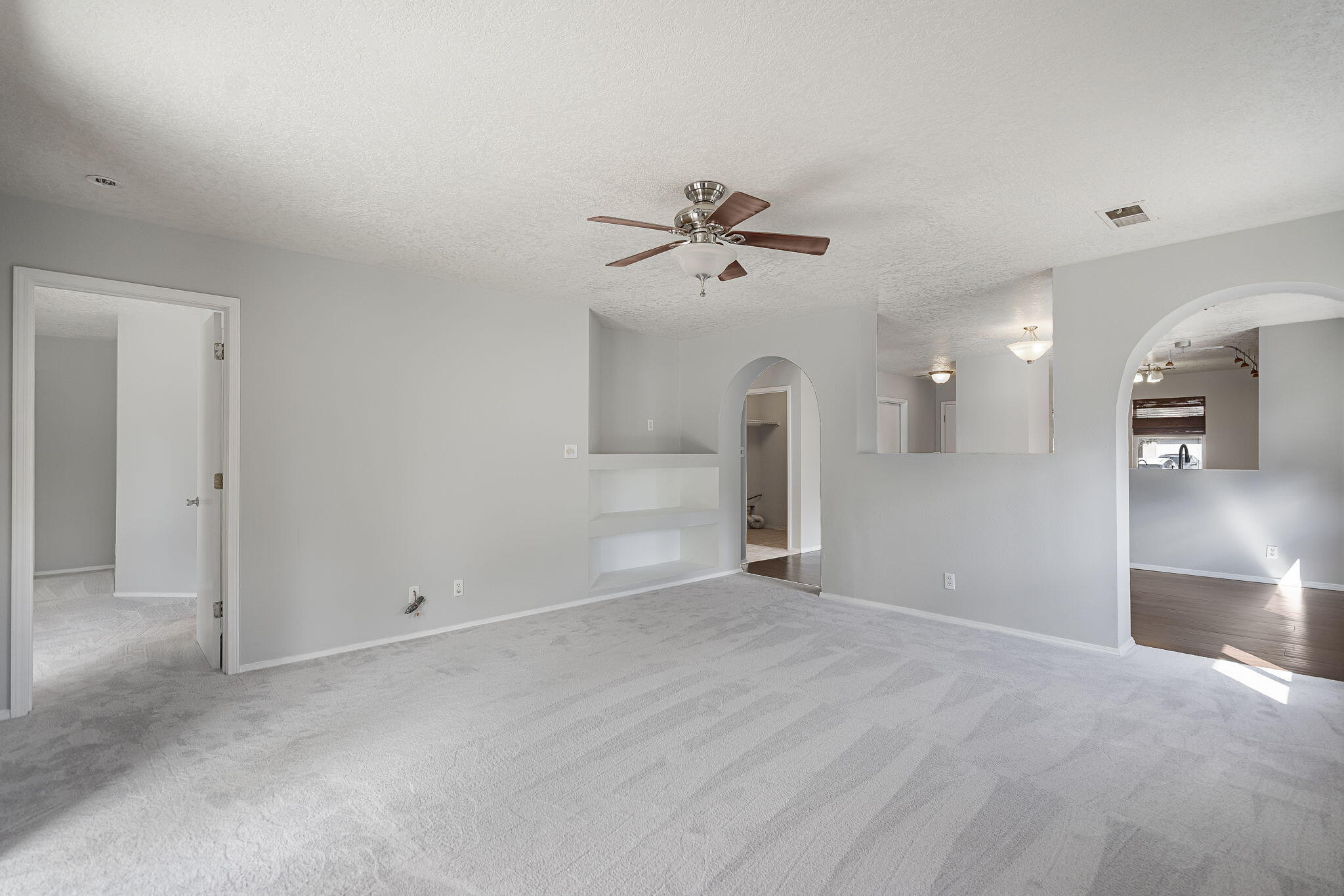 Photo 14 — 640 Santa Fe Meadows Drive NE