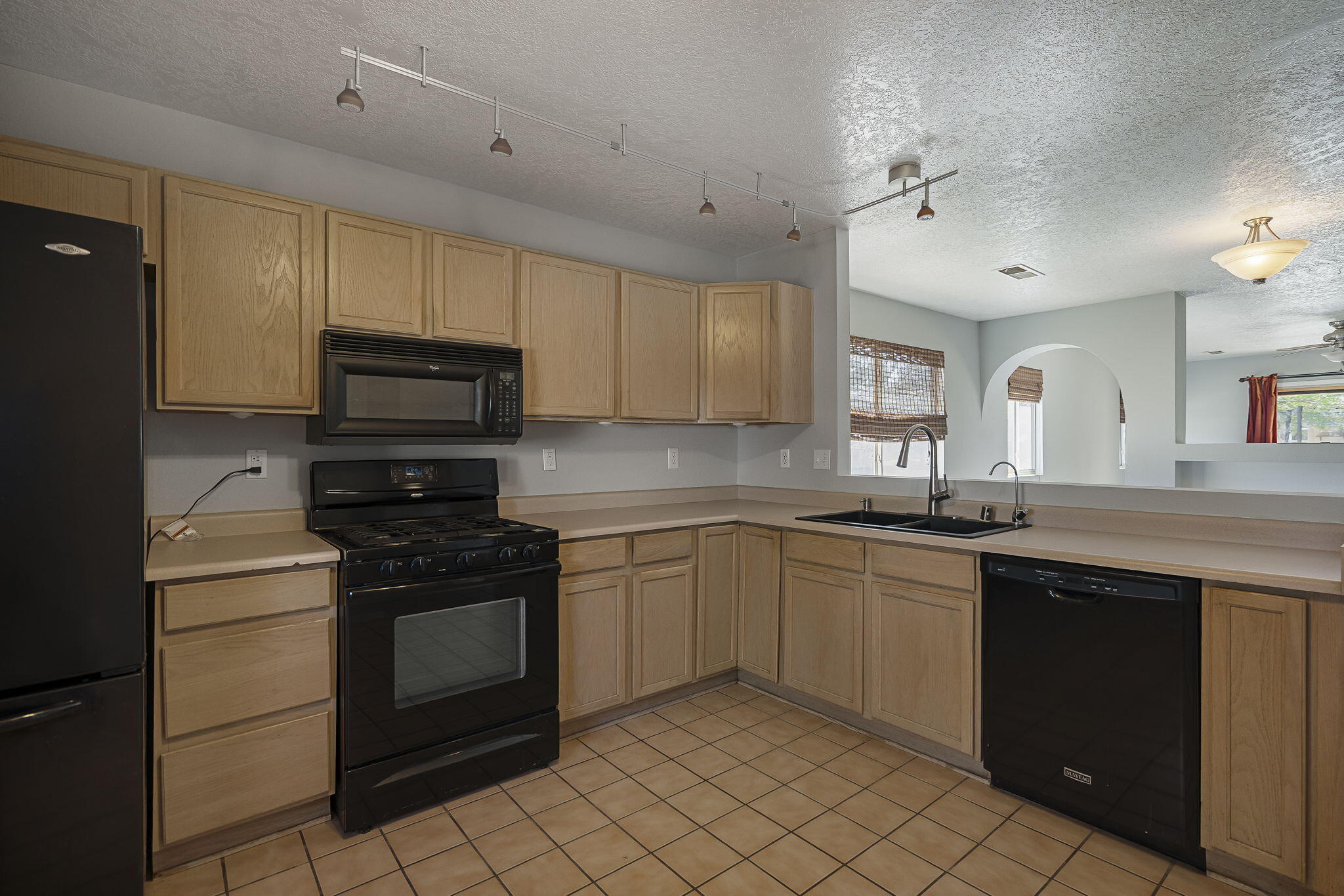 Photo 20 — 640 Santa Fe Meadows Drive NE