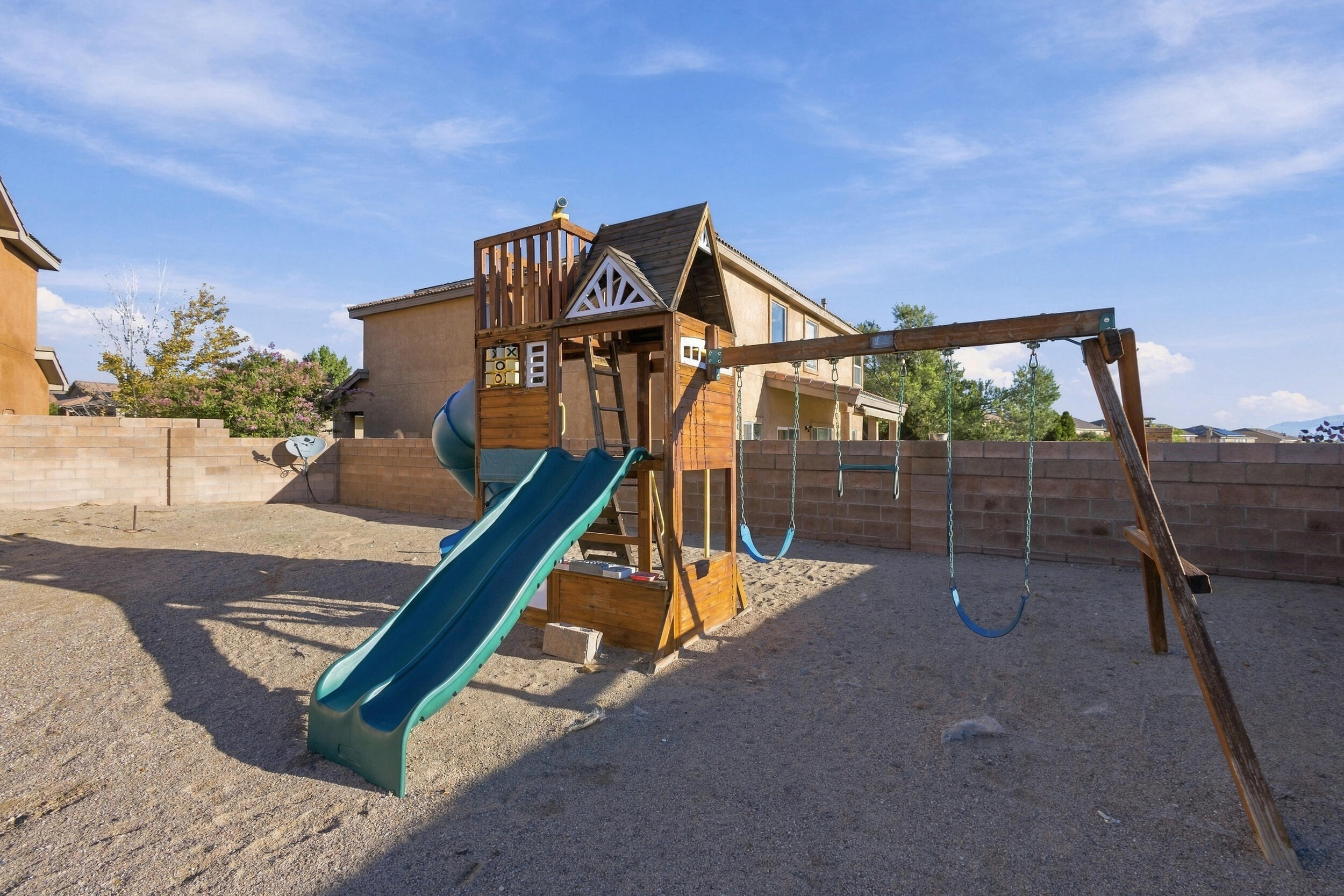 Photo 15 — 1300 Summer Breeze Drive NW