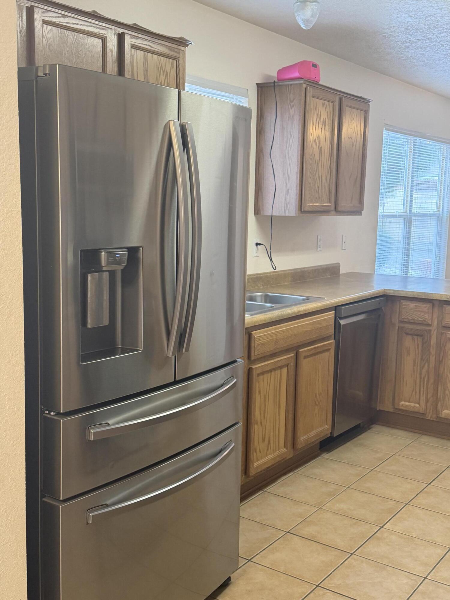 Photo 8 — 640 Ridgeside Trail SW