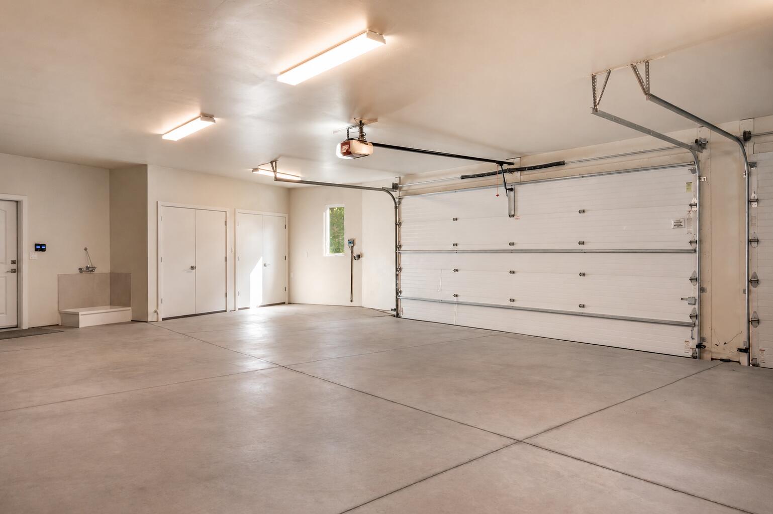 Photo 3 — 28 Kiva Court
