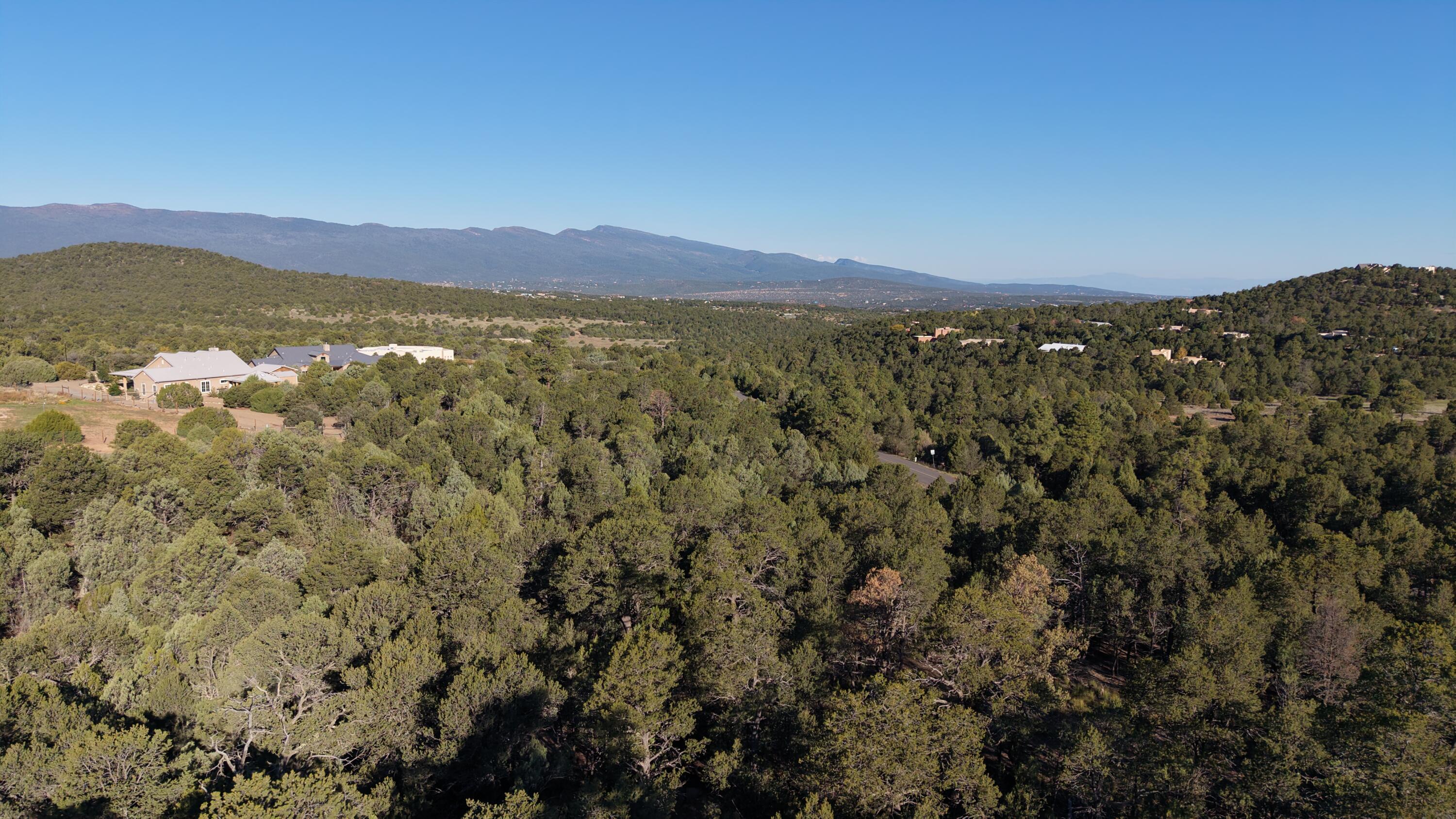 Photo 8 — 6 Los Pecos Loop