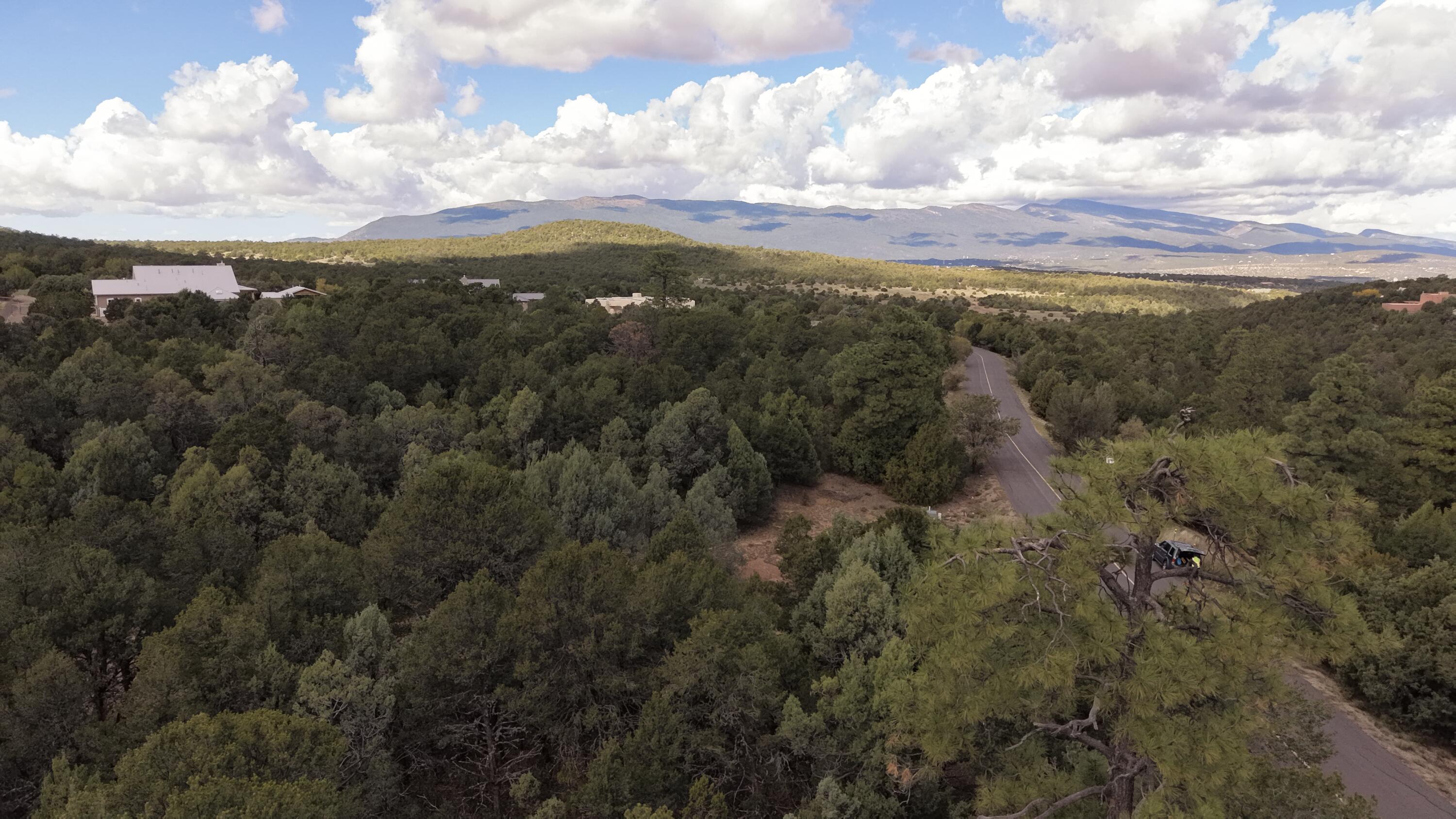 Photo 5 — 14 Los Pecos Lp Loop