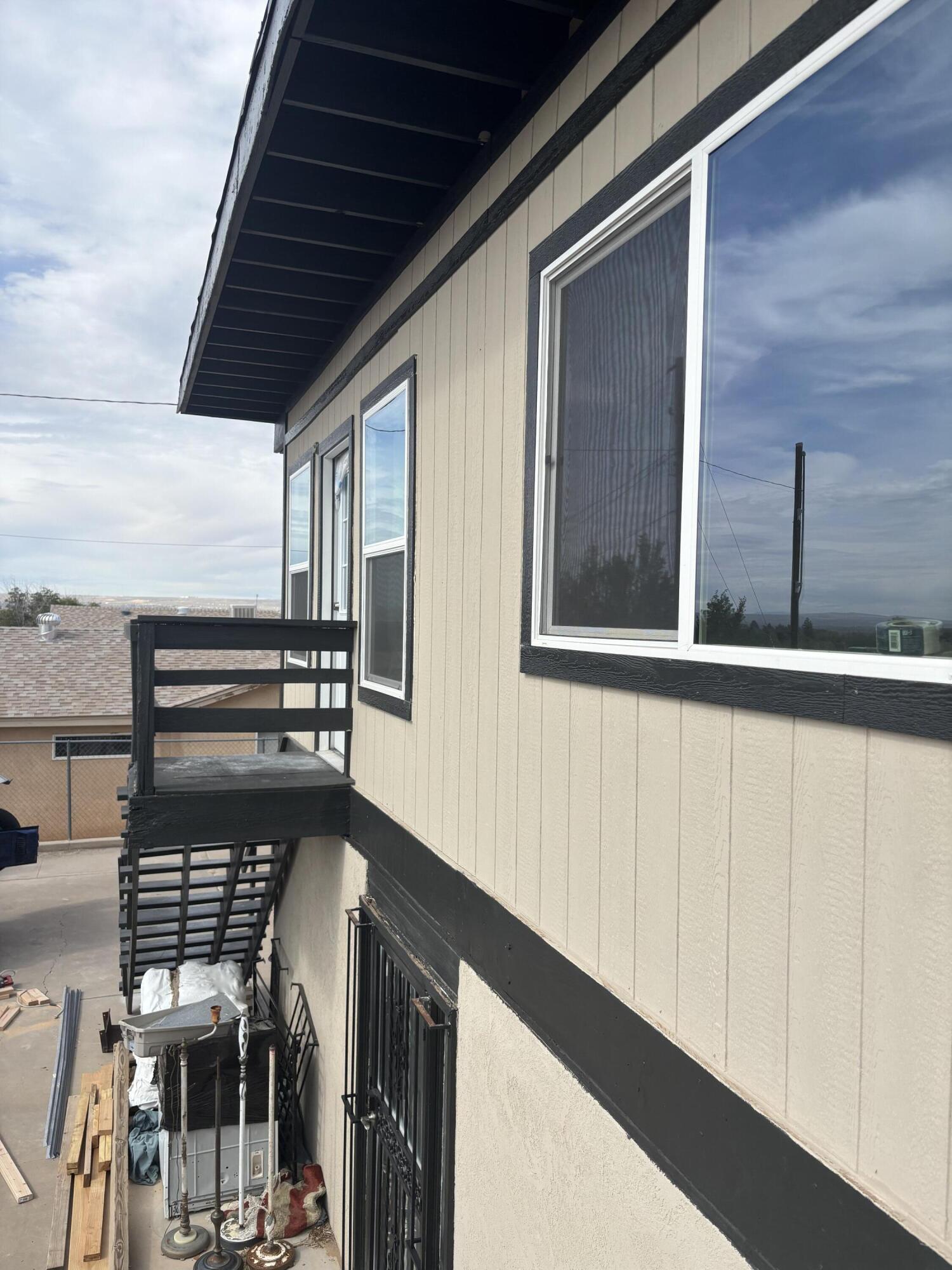 Photo 5 — 1928 Sunshine Terrace SE