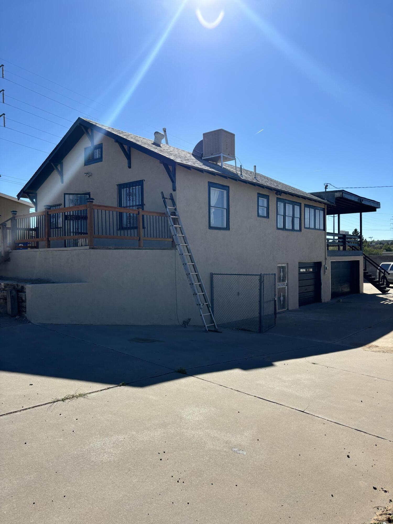 Photo 18 — 1928 Sunshine Terrace SE