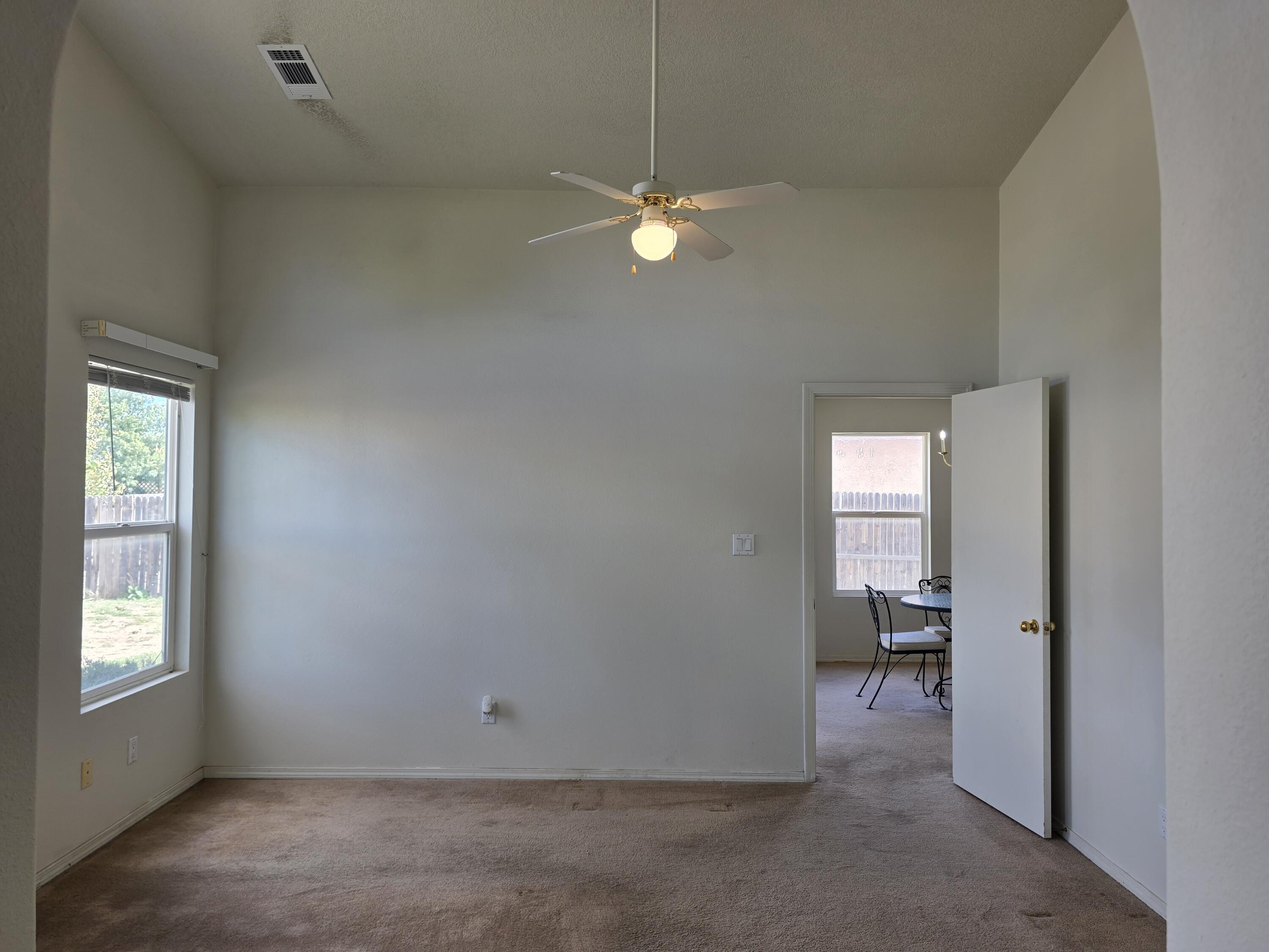 Photo 14 — 17 Violeta Place