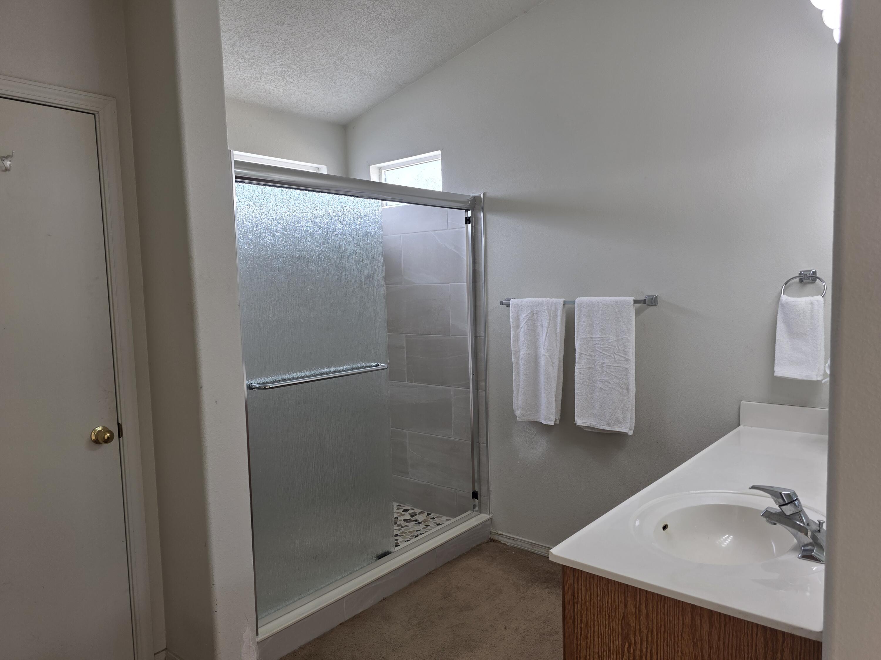 Photo 11 — 17 Violeta Place