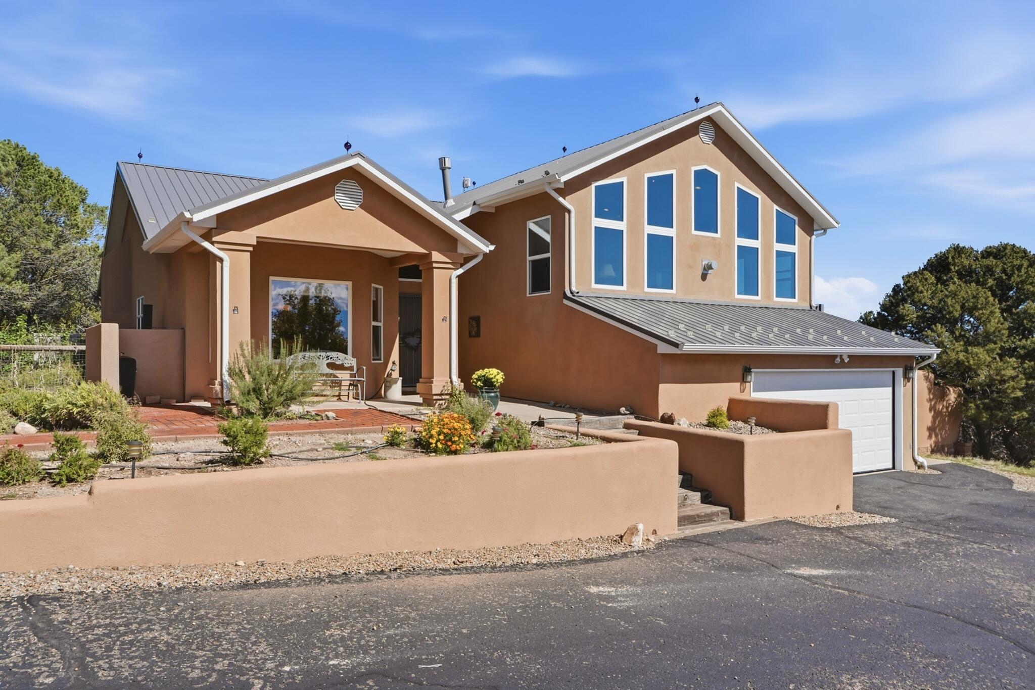 103 Sandia Mountain Ranch Drive, Tijeras, NM 87059