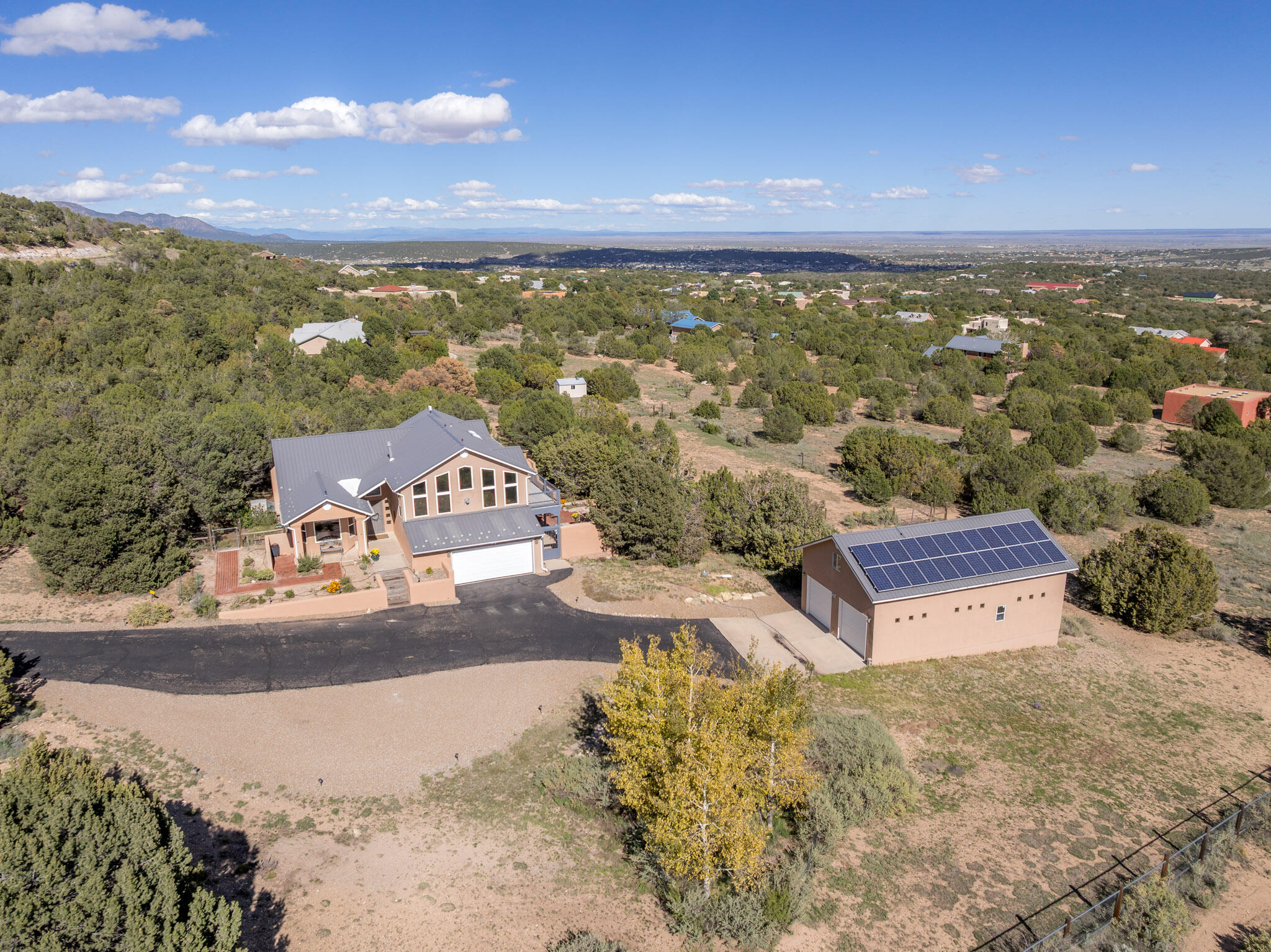 Photo 7 — 103 Sandia Mountain Ranch Drive