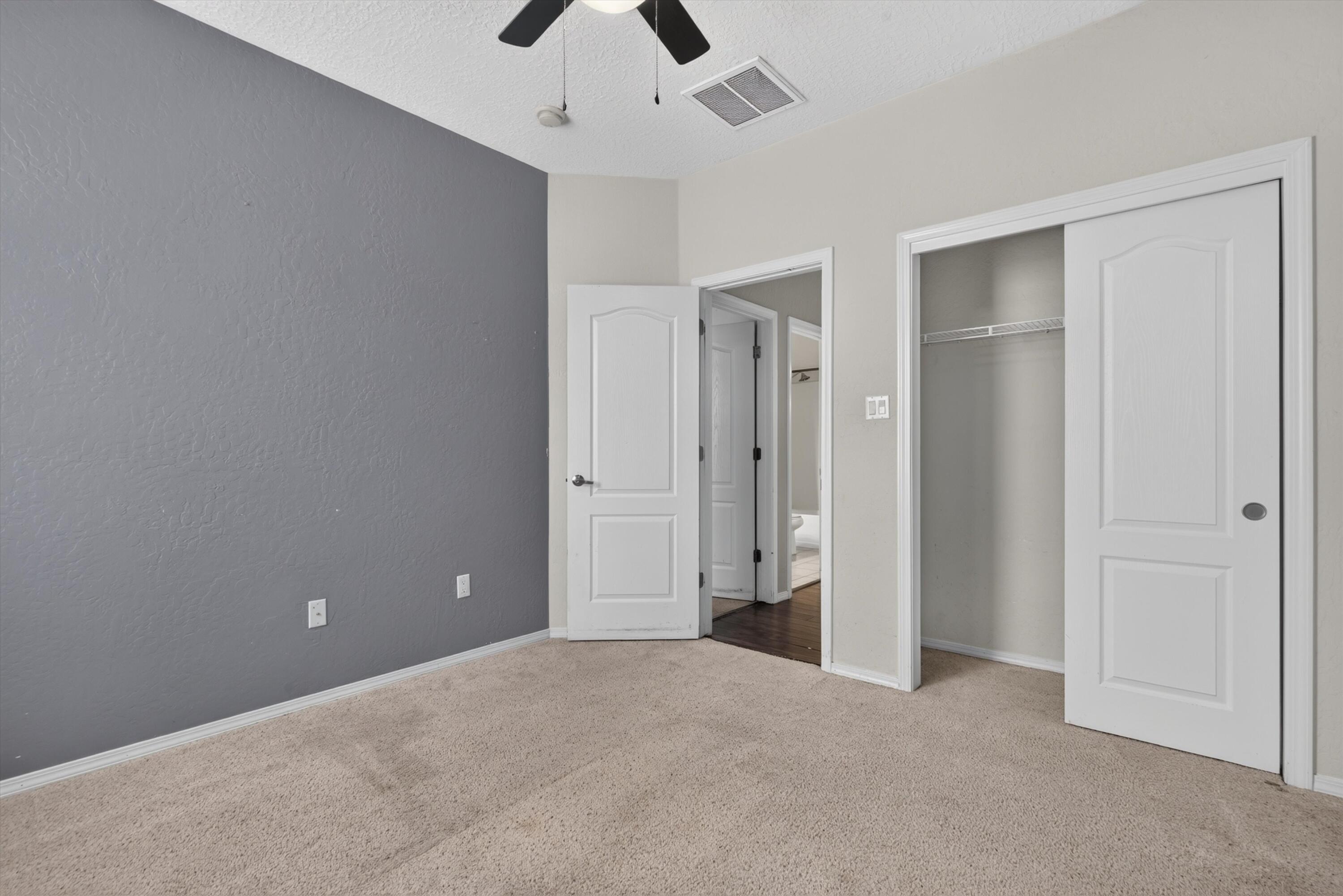 Photo 13 — 2025 Platina Road SE