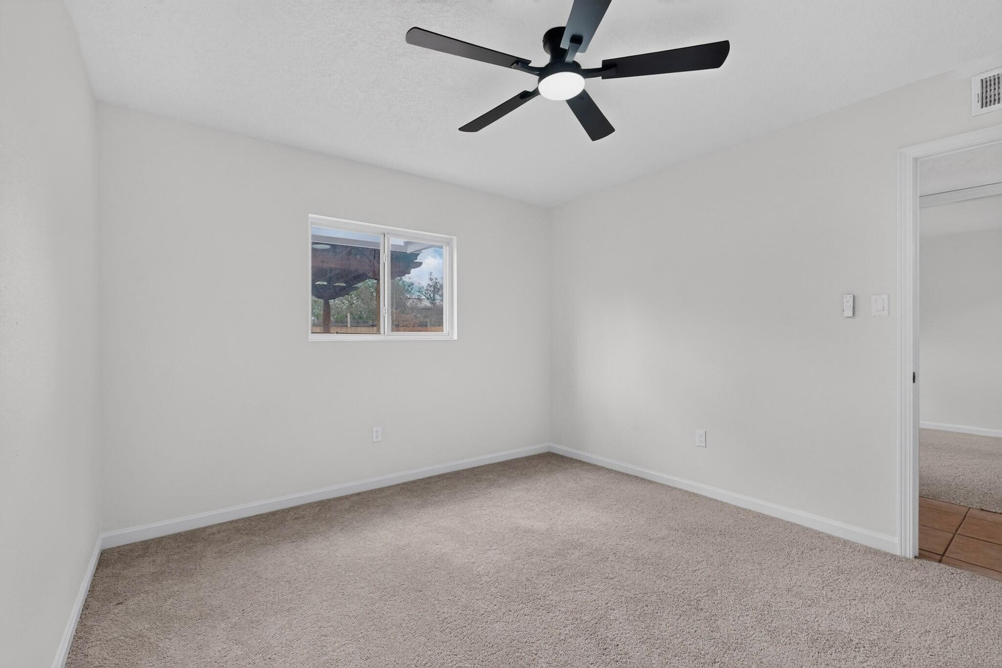 Photo 18 — 2712 Zickert Road NW