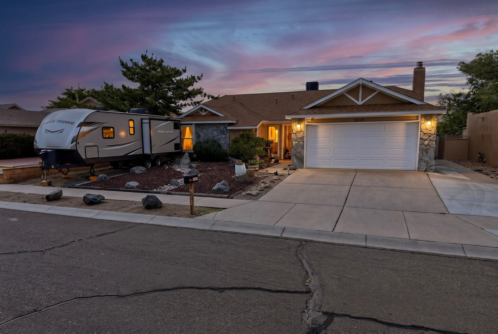 5135 Gaviota NW