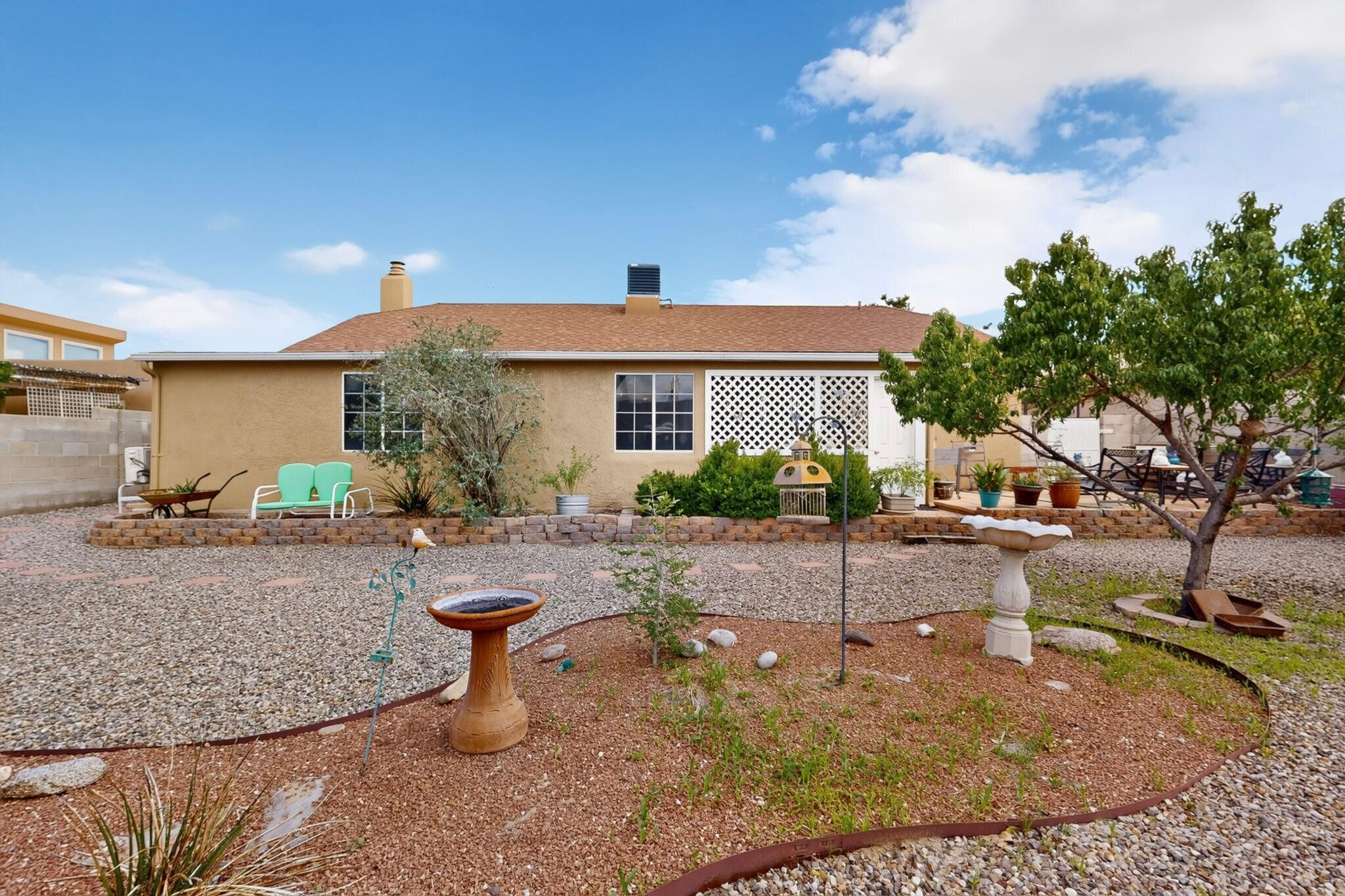Photo 20 — 5135 Gaviota NW