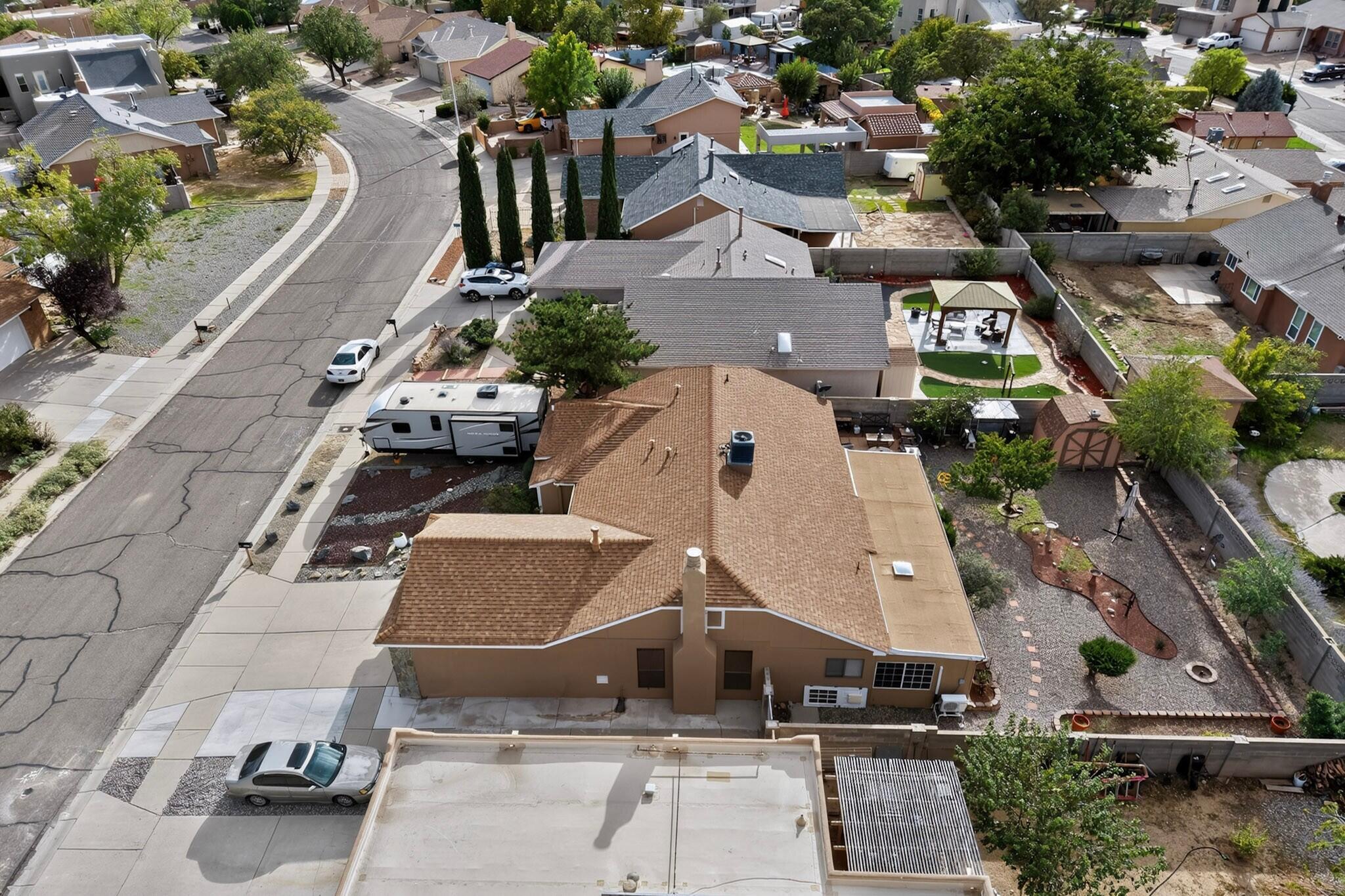 Photo 5 — 5135 Gaviota NW
