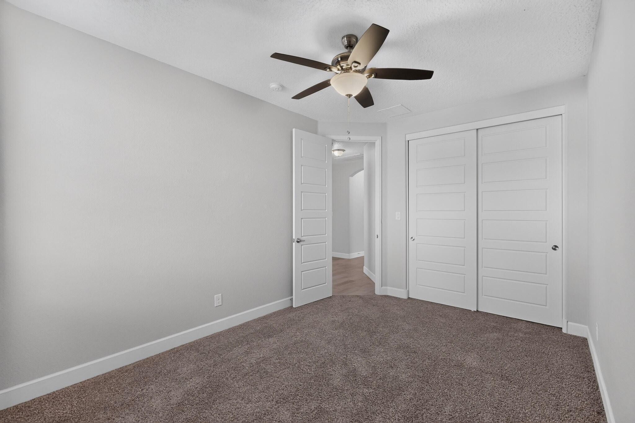 Photo 11 — 5925 Vista Manzano Court NE