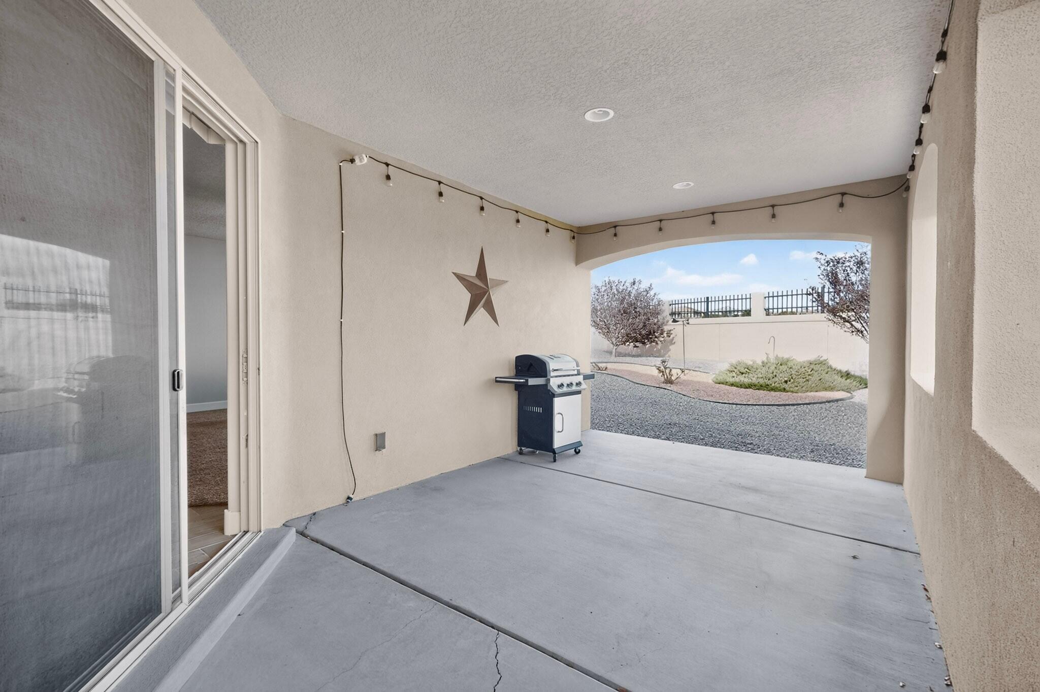 Photo 13 — 5925 Vista Manzano Court NE