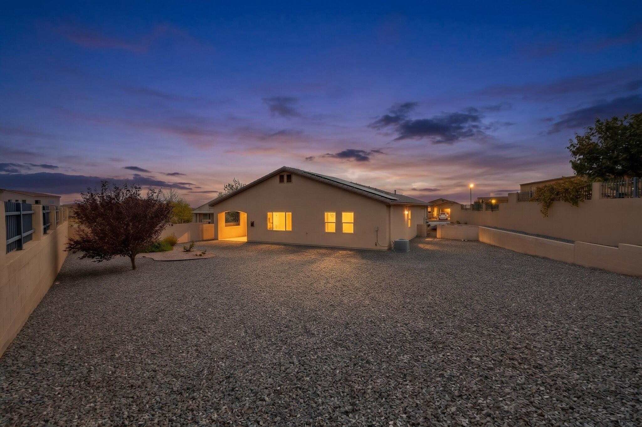 Photo 19 — 5925 Vista Manzano Court NE