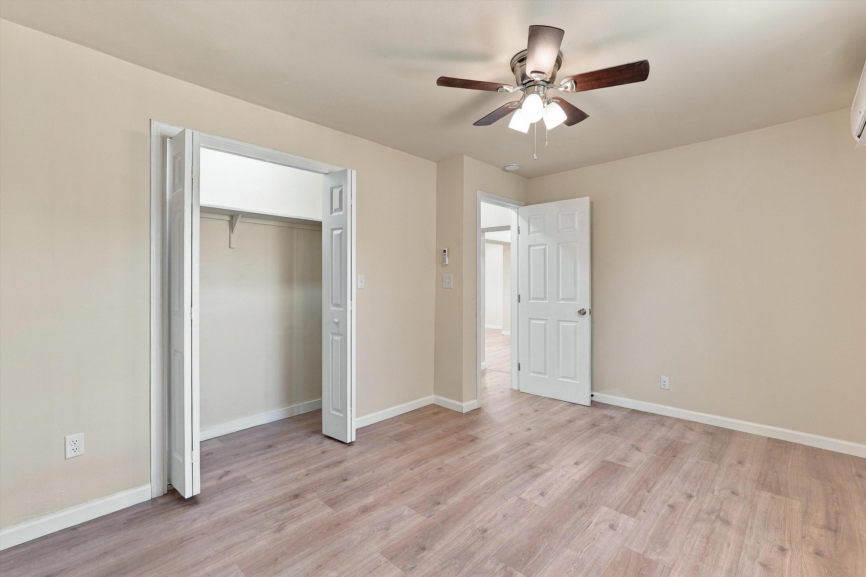Photo 17 — 918 22nd Street NW