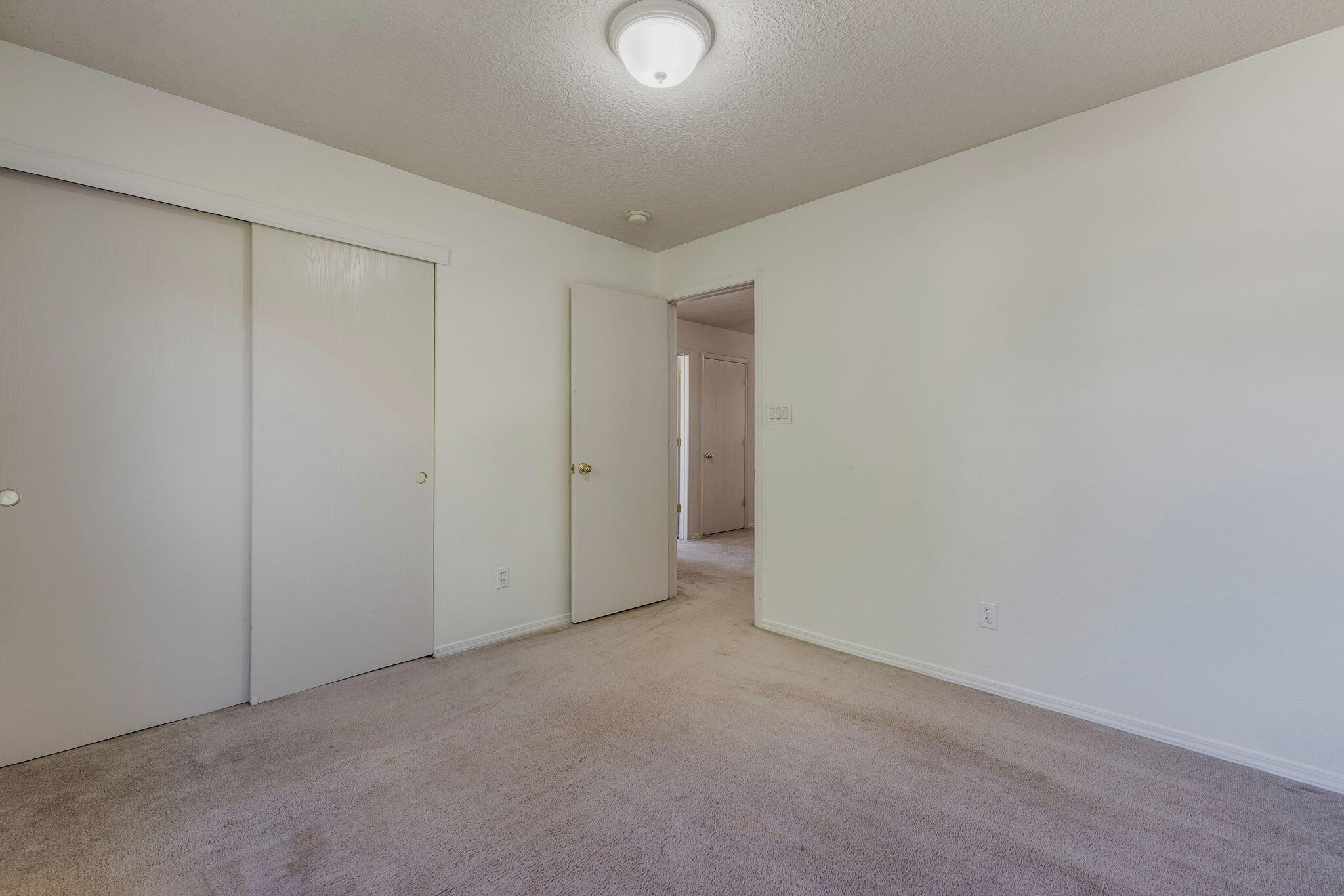 Photo 17 — 3357 Marino Drive SE