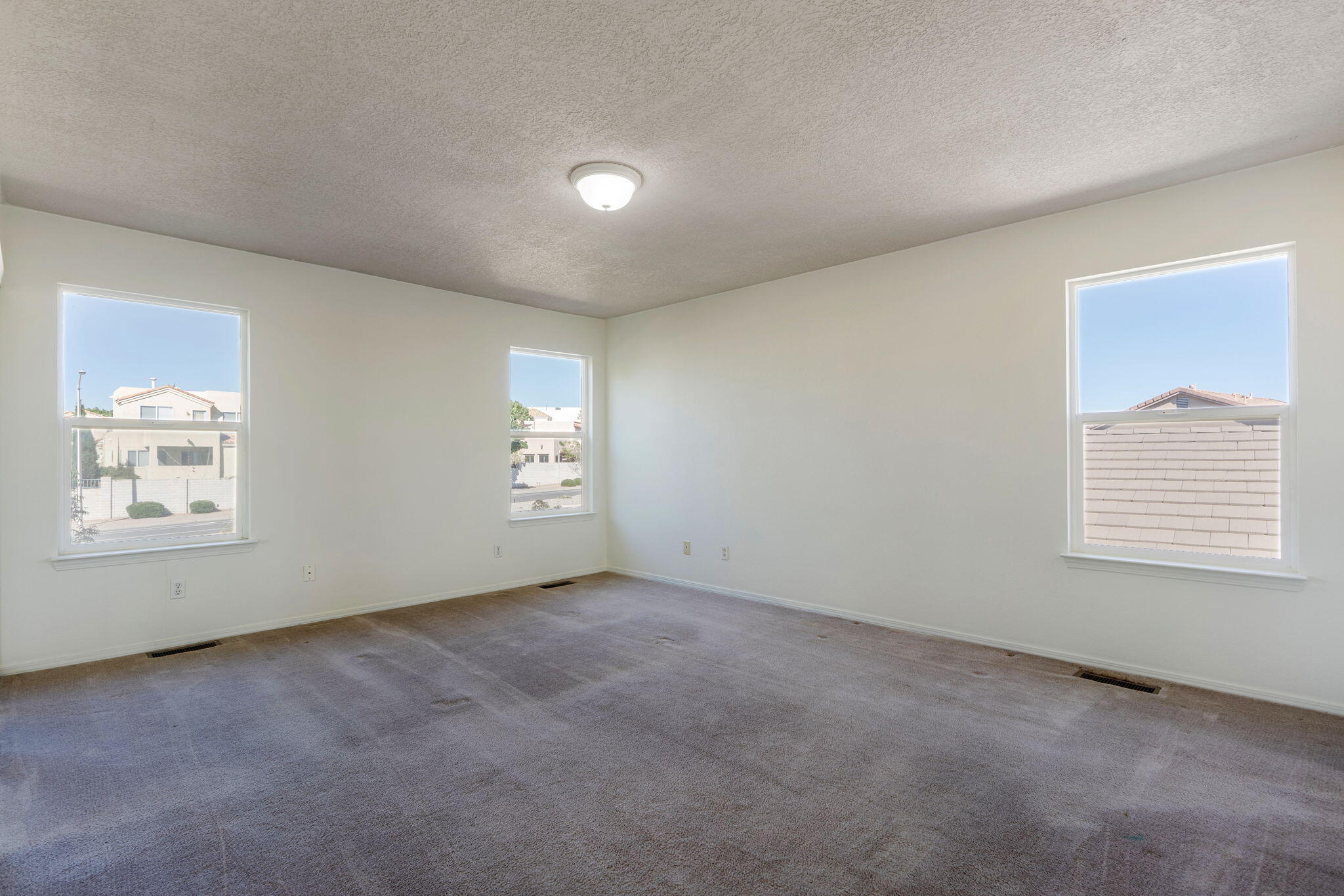 Photo 15 — 3357 Marino Drive SE