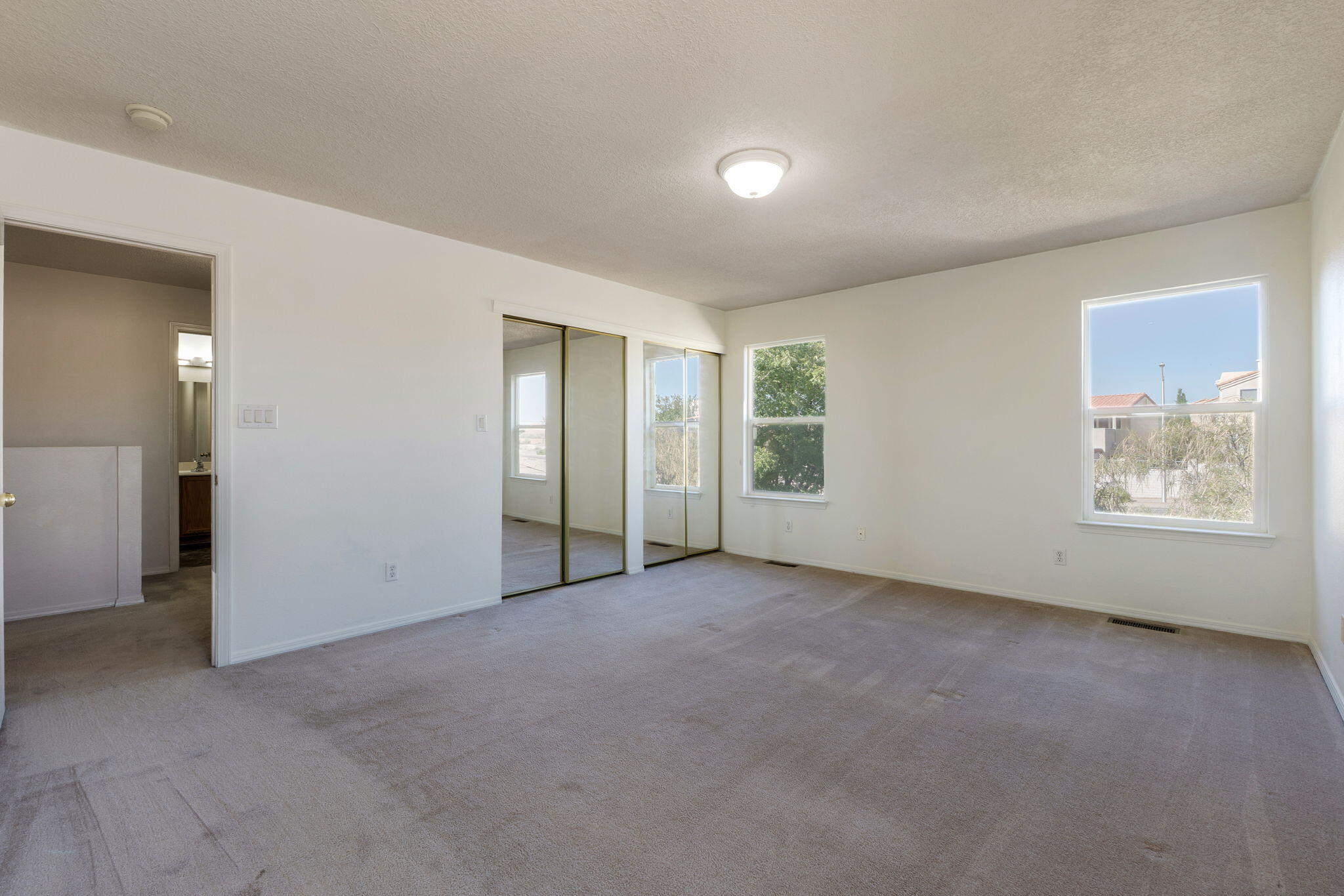 Photo 14 — 3357 Marino Drive SE