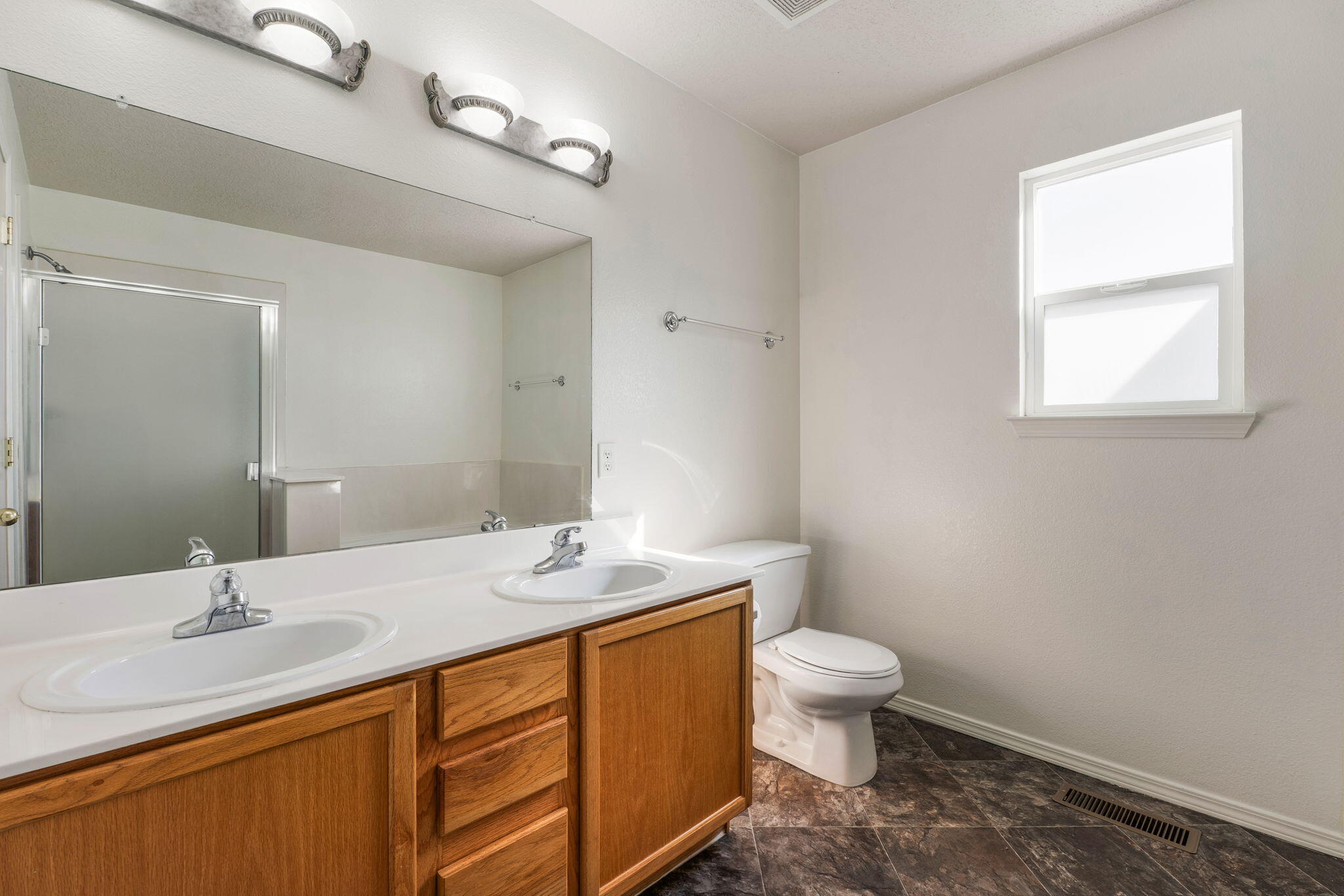 Photo 11 — 3357 Marino Drive SE